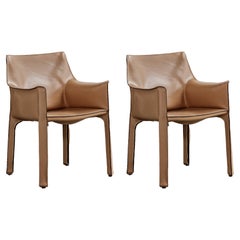 Mario Bellini "CAB 413 Stühle für Cassina, Naturleder, 1977, 2 Stück