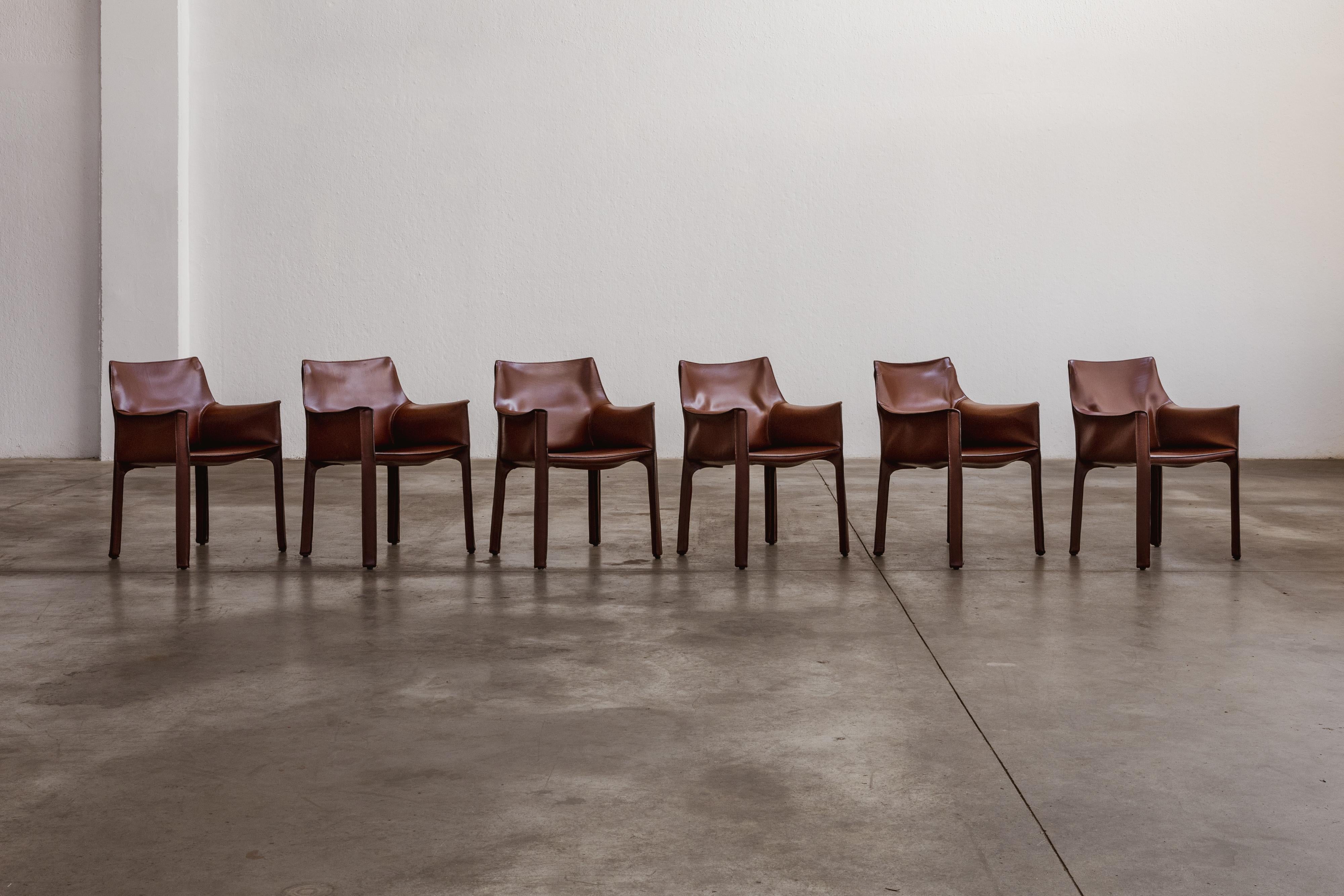 Mario Bellini “CAB 413” Chairs for Cassina, Russian Red Leather, 1977, Set of 6 Bon état - En vente à Lonigo, Veneto