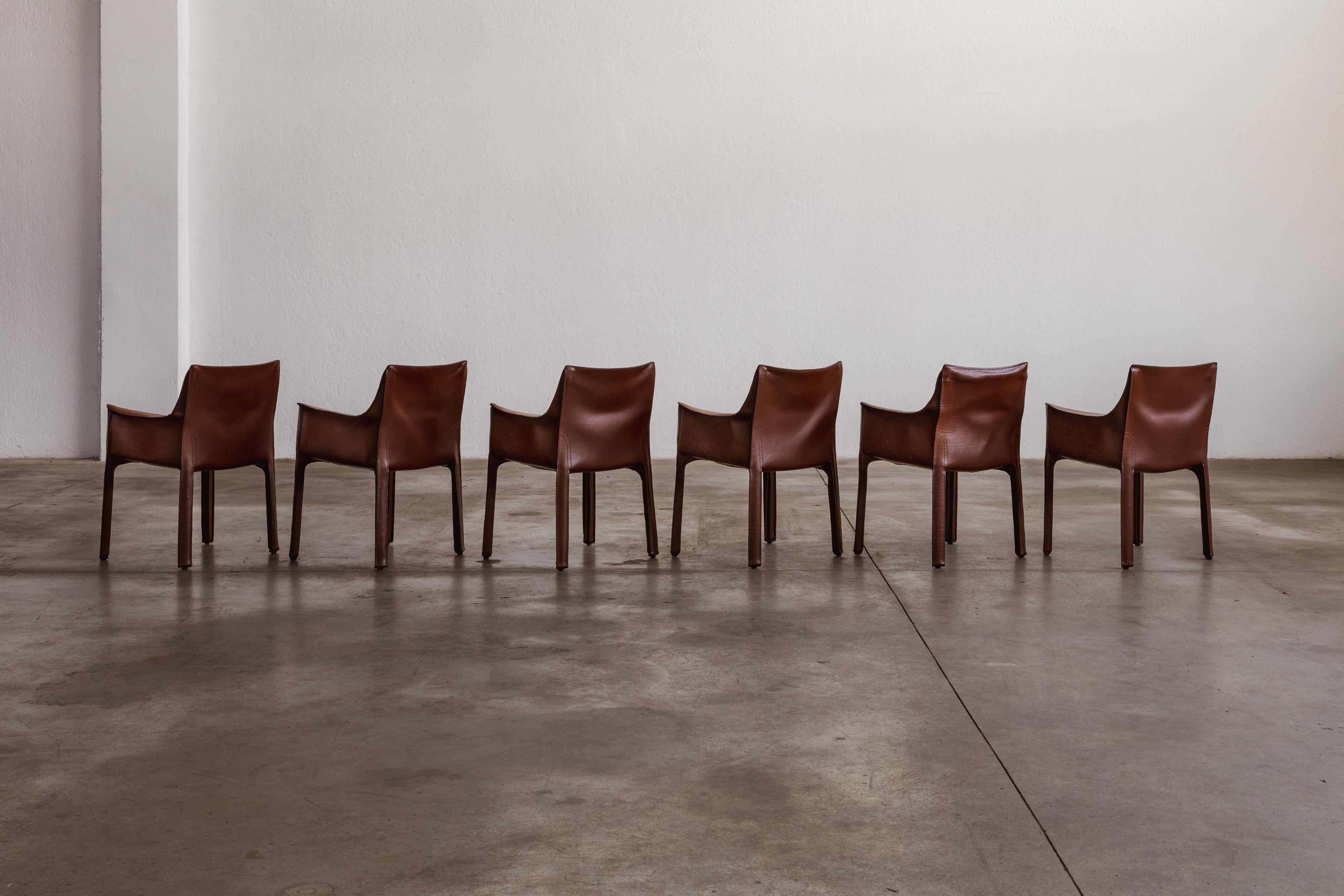 Cuir Mario Bellini “CAB 413” Chairs for Cassina, Russian Red Leather, 1977, Set of 6 en vente