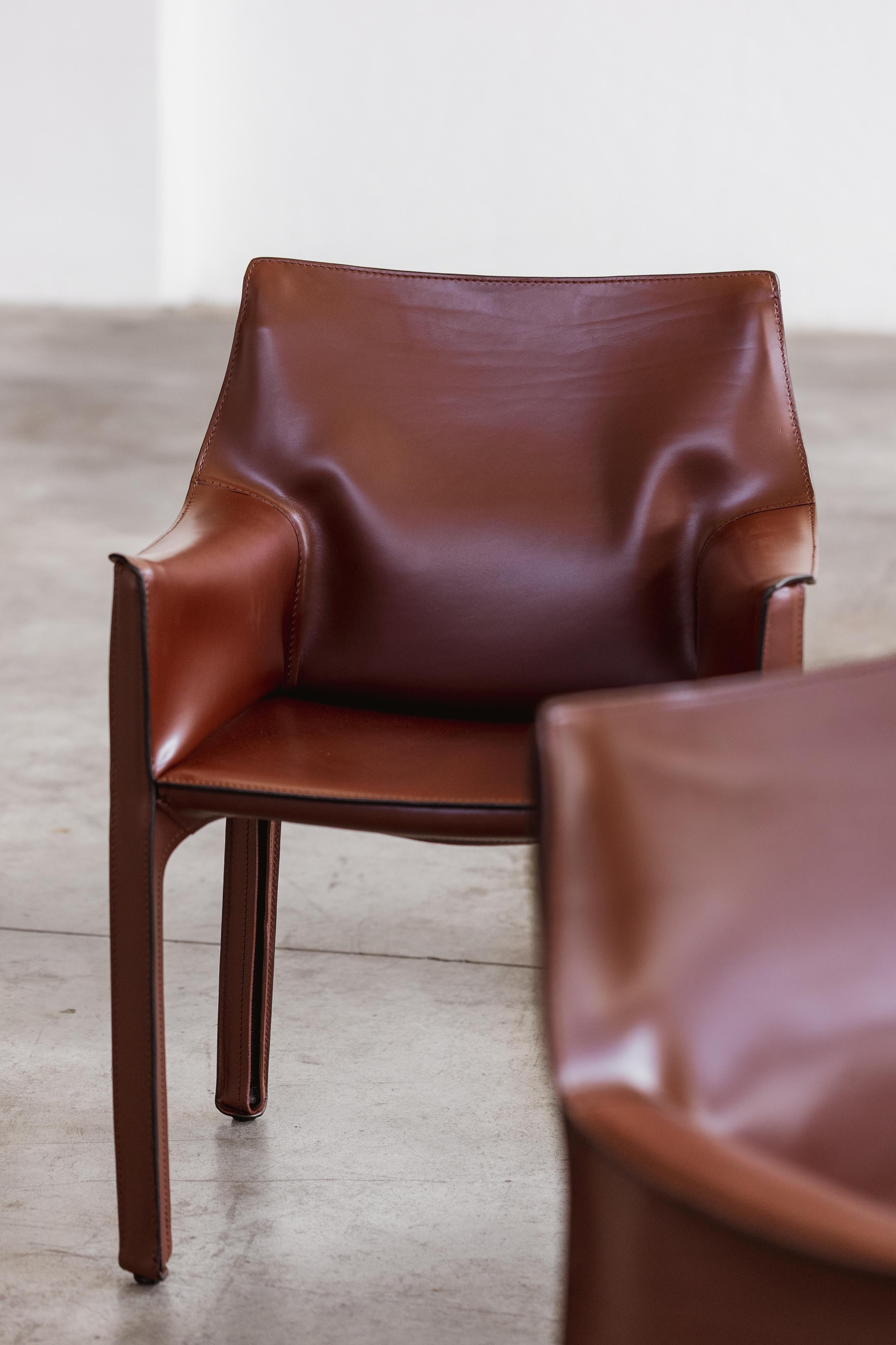 Mario Bellini “CAB 413” Chairs for Cassina, Russian Red Leather, 1977, Set of 6 en vente 1