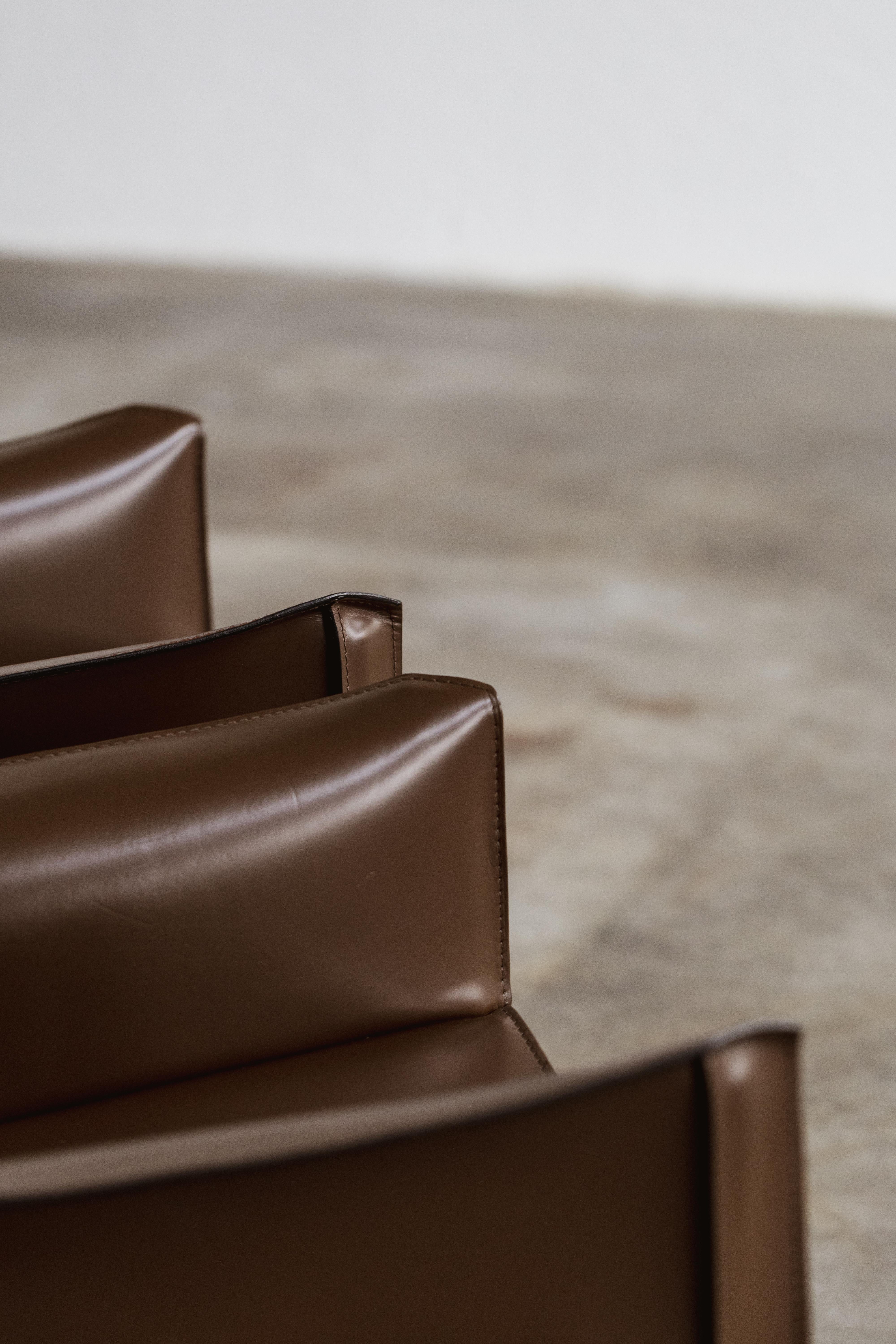 Mario Bellini „CAB 413 Stühle für Cassina, Tabakleder, 1977, Set von 16 Stühlen im Angebot 3