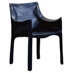 Mario Bellini "CAB 413" Chaise de salle à manger pour Cassina, cuir bleu, 1977