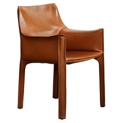 Mario Bellini "CAB 413" Chaise de salle à manger pour Cassina, cuir cognac patiné, 1977