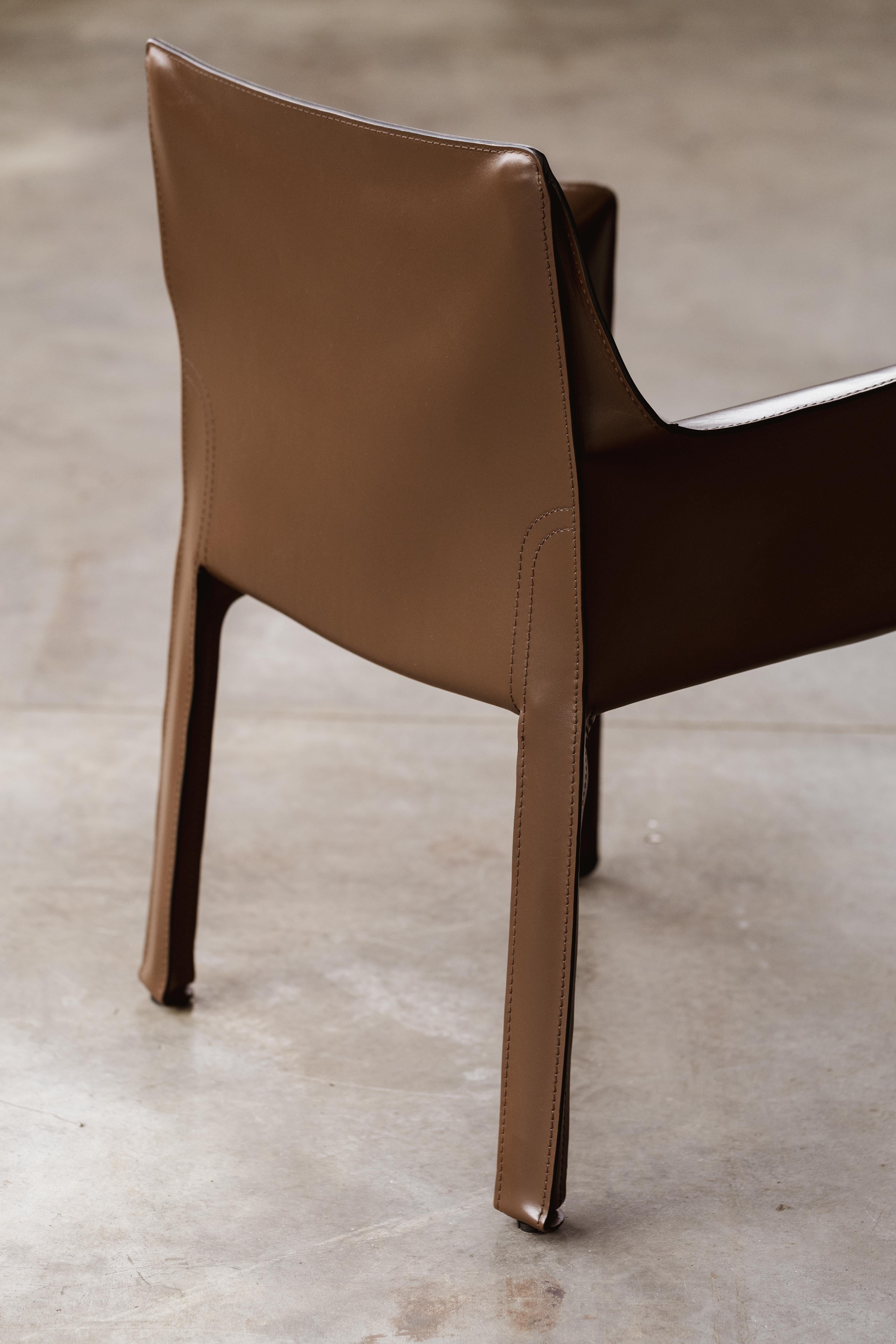 Mario Bellini „CAB 413 Stühle für Cassina, Tabakleder, 1977, Set von 10 Stühlen im Angebot 2