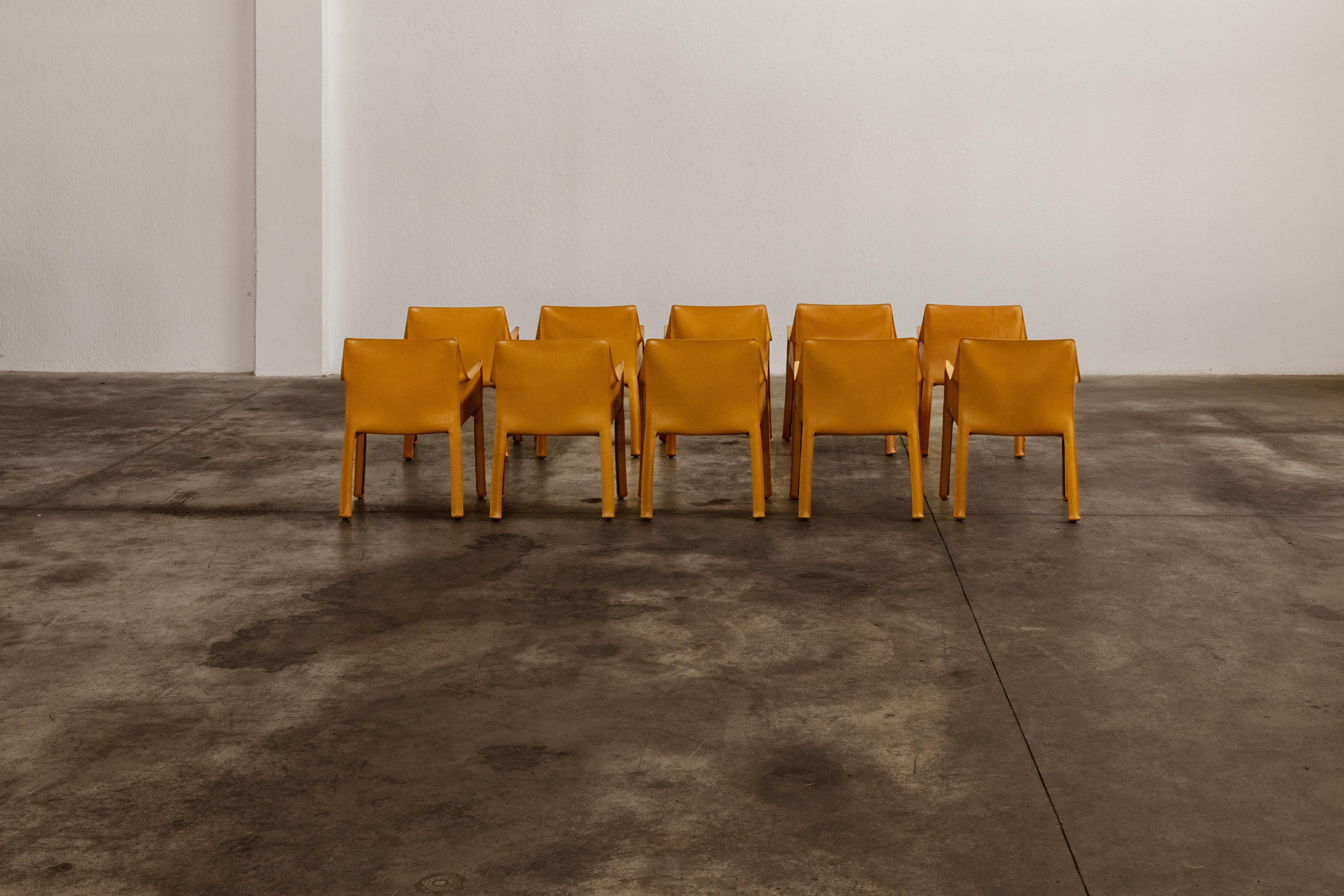 Mario Bellini pour Cassina, 1977, lot de 10 chaises de salle à manger CAB 413 en vente 4