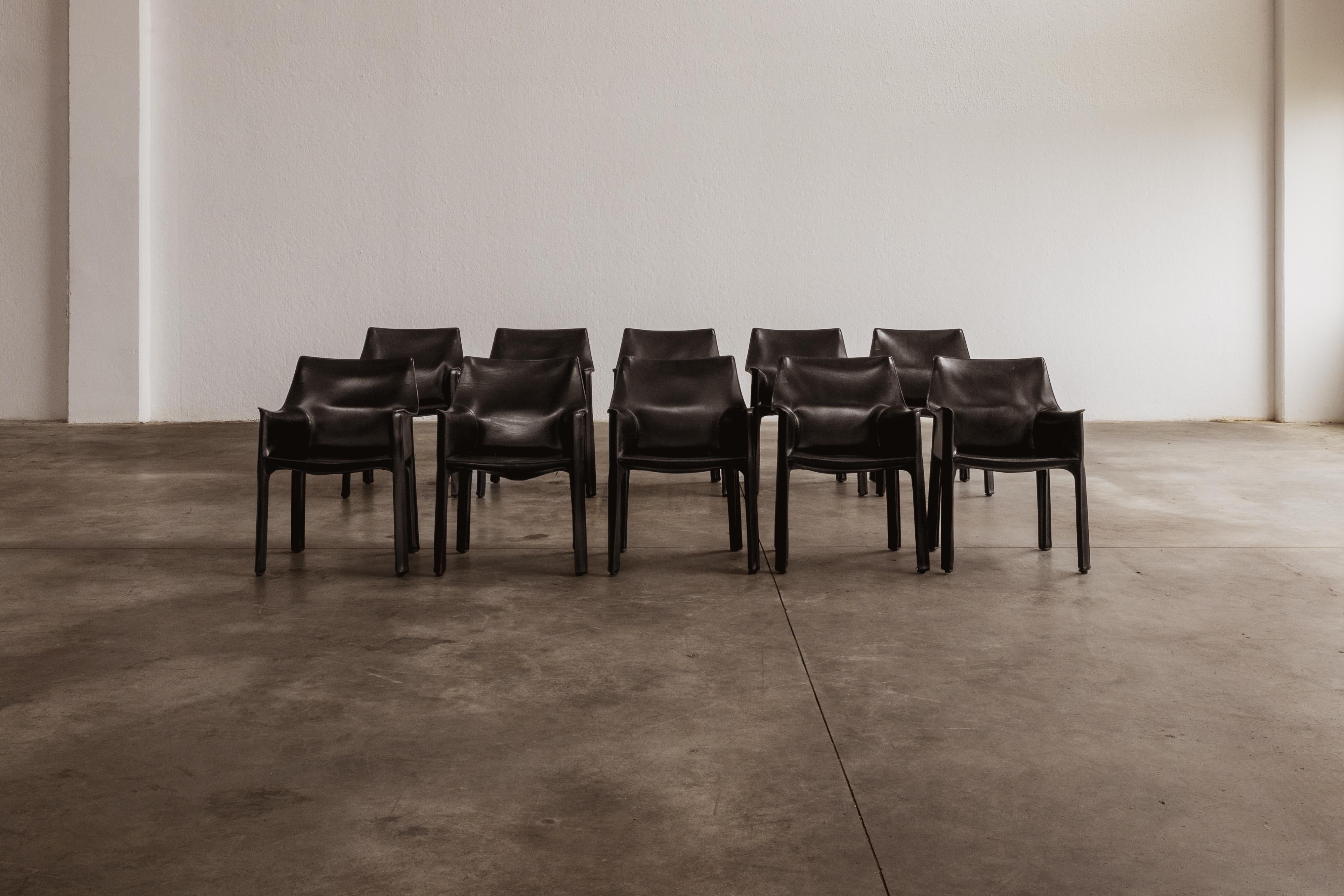 Mario Bellini „CAB 413“ Stühle für Cassina, schwarzes Leder, 1977, Set von 10 Stühlen (Ende des 20. Jahrhunderts) im Angebot