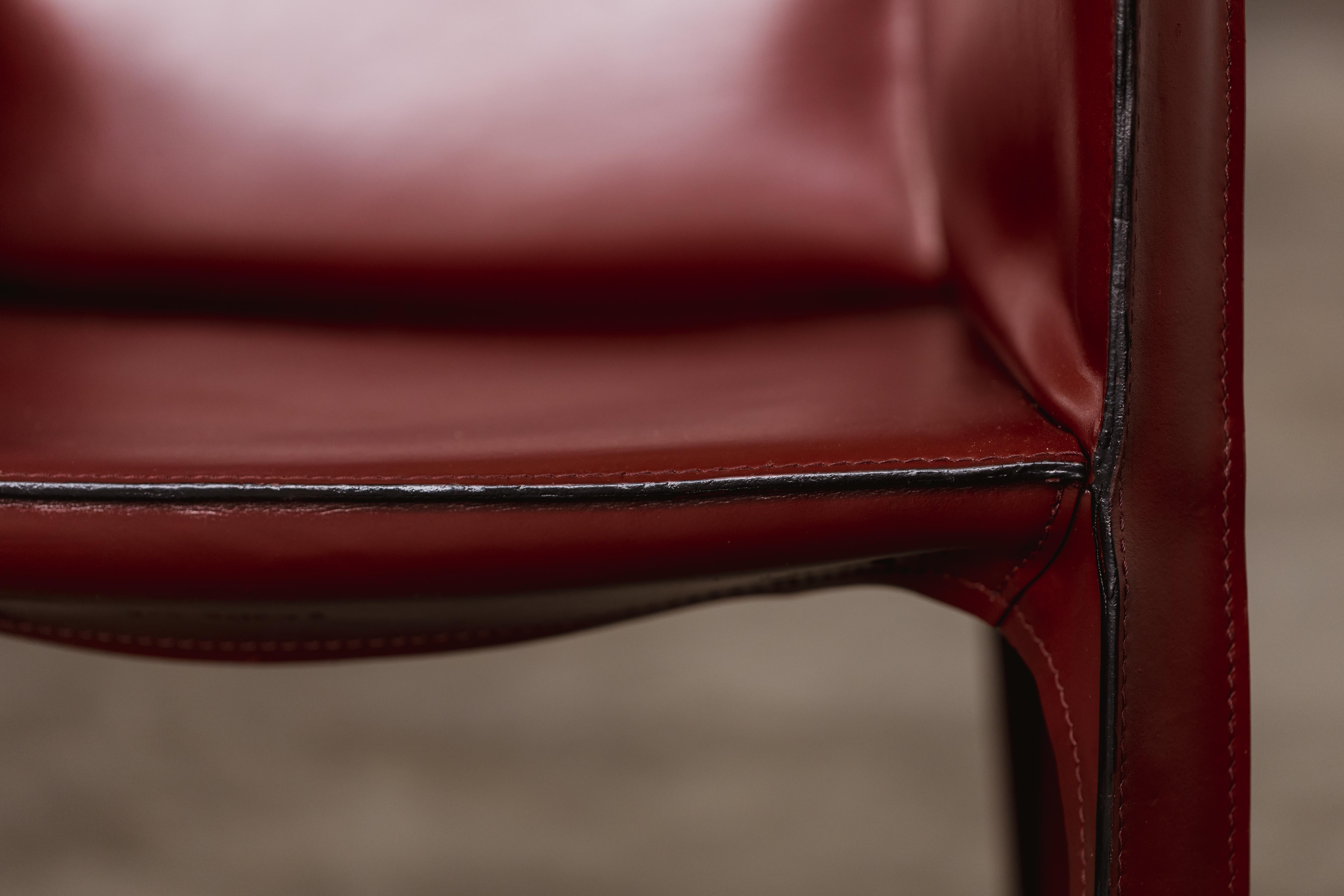 Mario Bellini „CAB 413 Stühle für Cassina, Bordeaux-Leder, 1977, Set von 16 Stühlen im Angebot 3