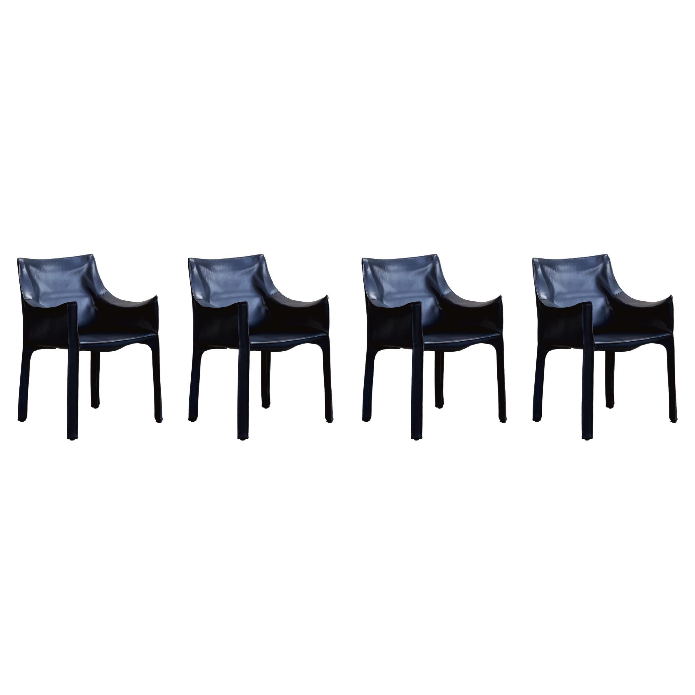 Mario Bellini "CAB 413" Chaises de salle à manger pour Cassina, cuir bleu, 1977, lot de 4