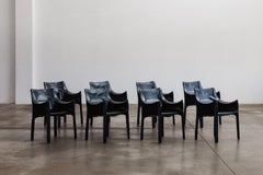 Mario Bellini „CAB 413“ Esszimmerstühle für Cassina, blaues Leder, 1977, 8er-Set