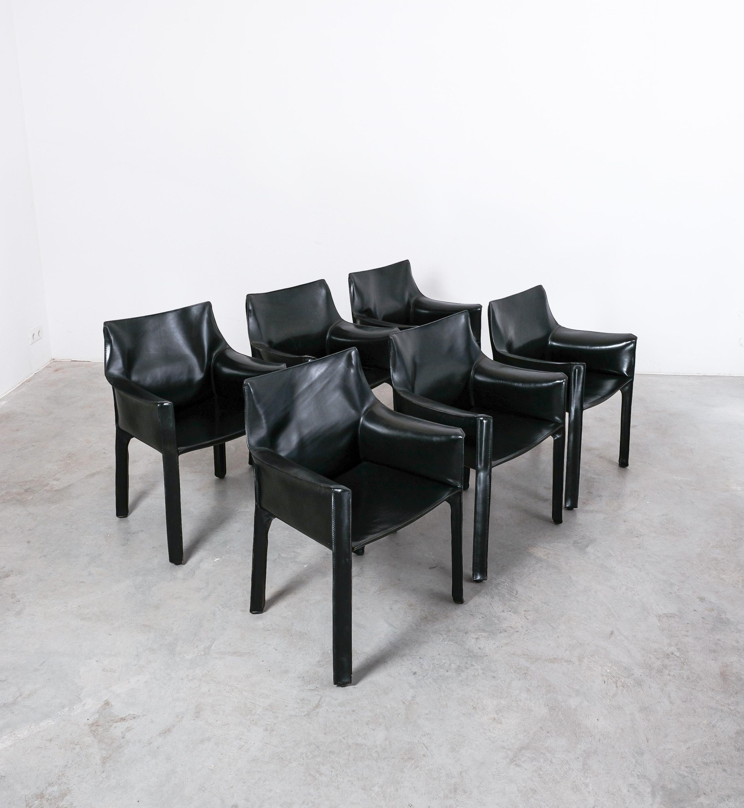 Set of 6 original 1980s cab 413 captains chairs by Mario Bellini for Cassina
We actually have up to 10 pieces available, please inquire
Early version around the 1980s. All are labelled and in good condition.

A set of 6 Italian design icons in