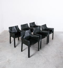 Mario Bellini 413 Ensemble de 6 chaises de salle à manger en cuir noir, Italie