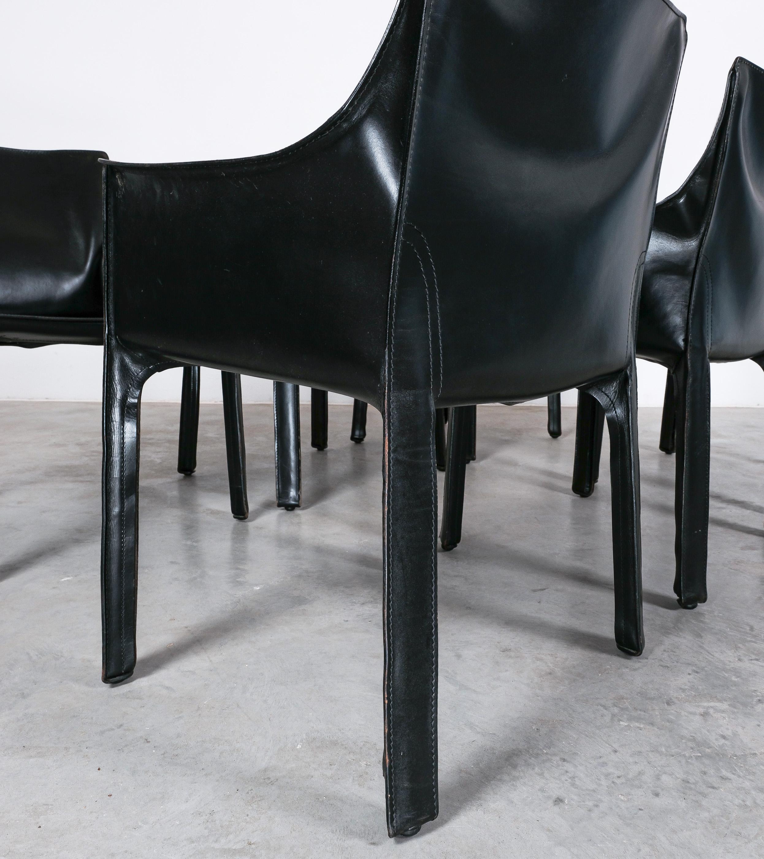 Mario Bellini Cab 413 Set of 6 Black Leather Dining Chairs, Italy In Good Condition In Vienna, AT