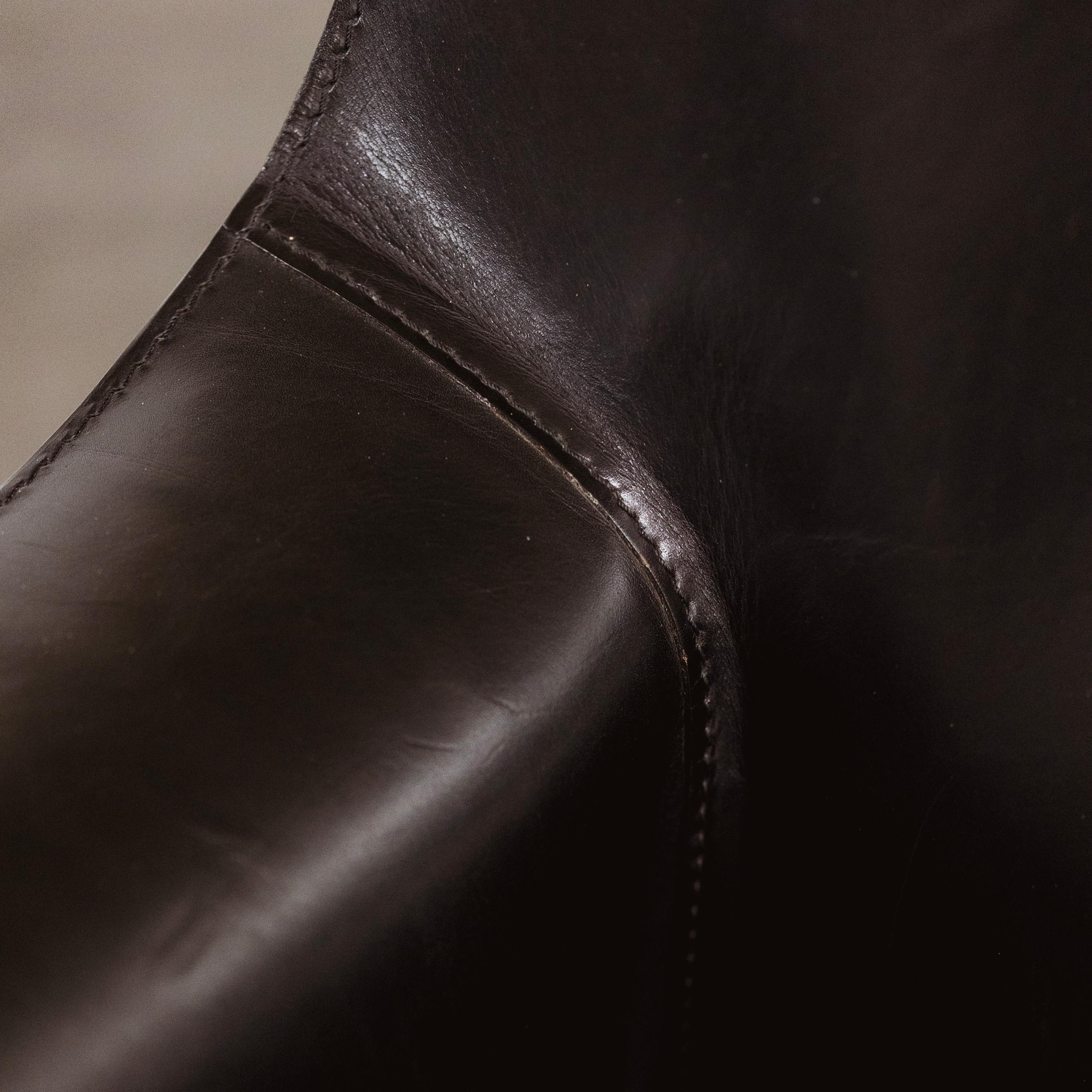 Italian Mario Bellini “CAB” 414 Chairs for Cassina, Black Leather, 1977, Set of 3 For Sale