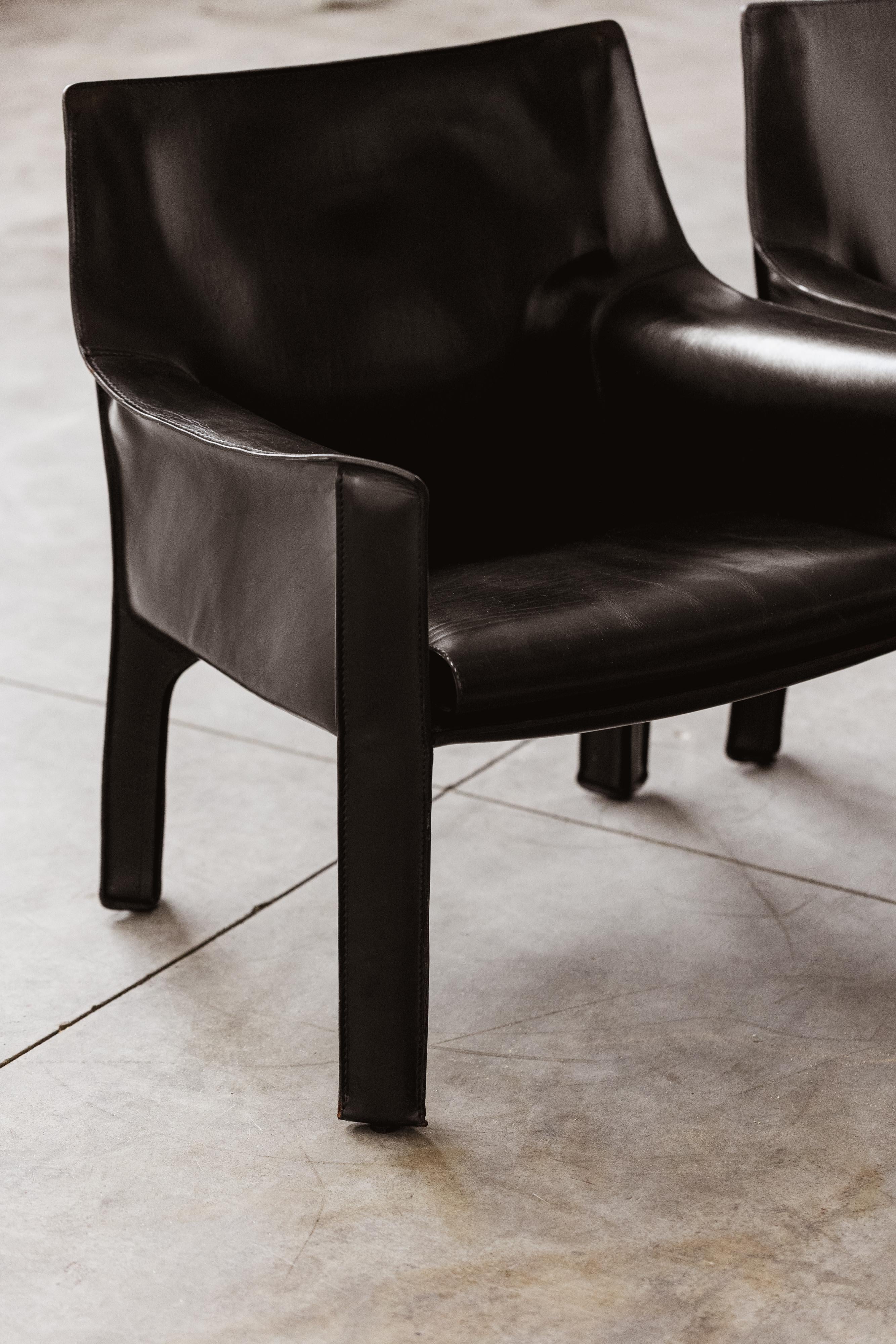 Mario Bellini “CAB” 414 Chairs for Cassina, Black Leather, 1977, Set of 3 In Excellent Condition For Sale In Lonigo, Veneto