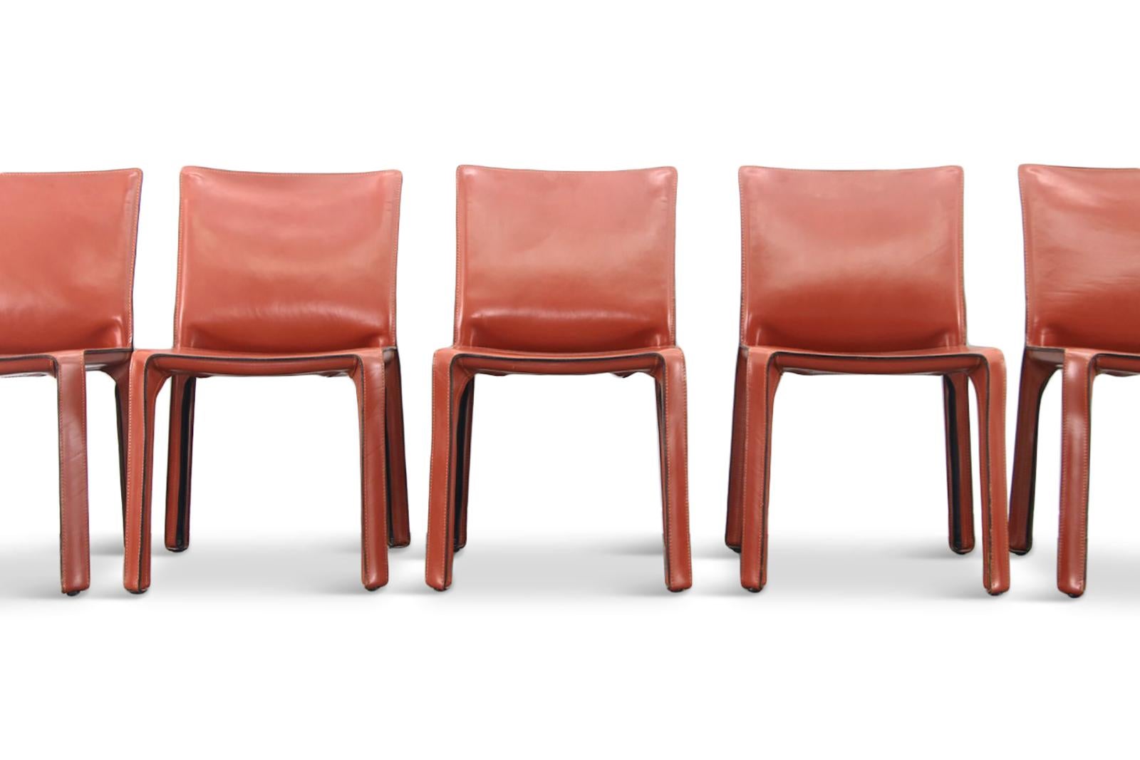 Cassina produced cab chairs by Mario Bellini. Set of six. 

Elegant and minimalistic CAB chairs, the steel base is covered with beautiful thick oxblood red leather, giving these chairs tons of character.


     