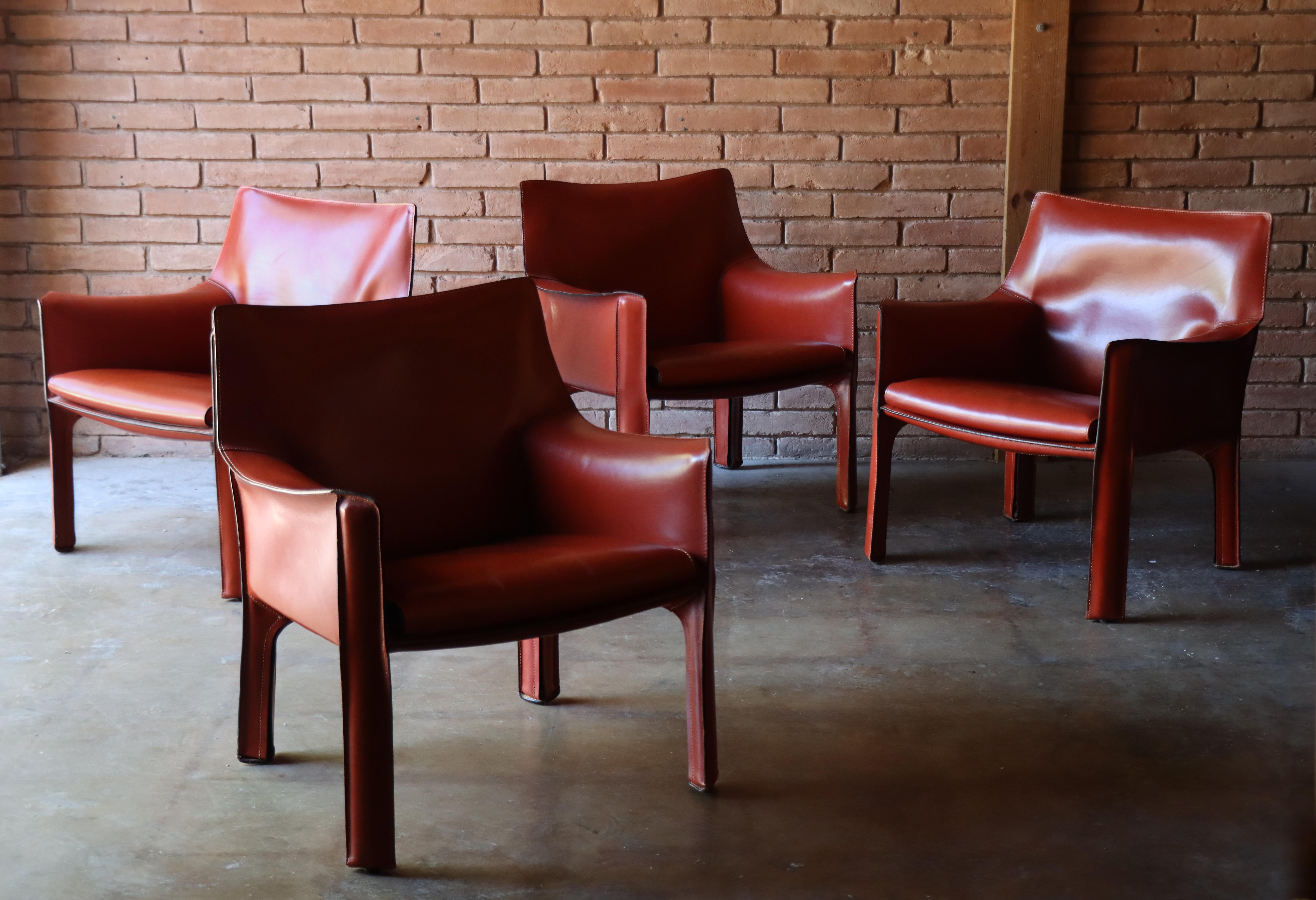 Mario Bellini CAB Lounge Chairs for Cassina, 1970s - Oxblood/Red, Set of 2 en vente 4