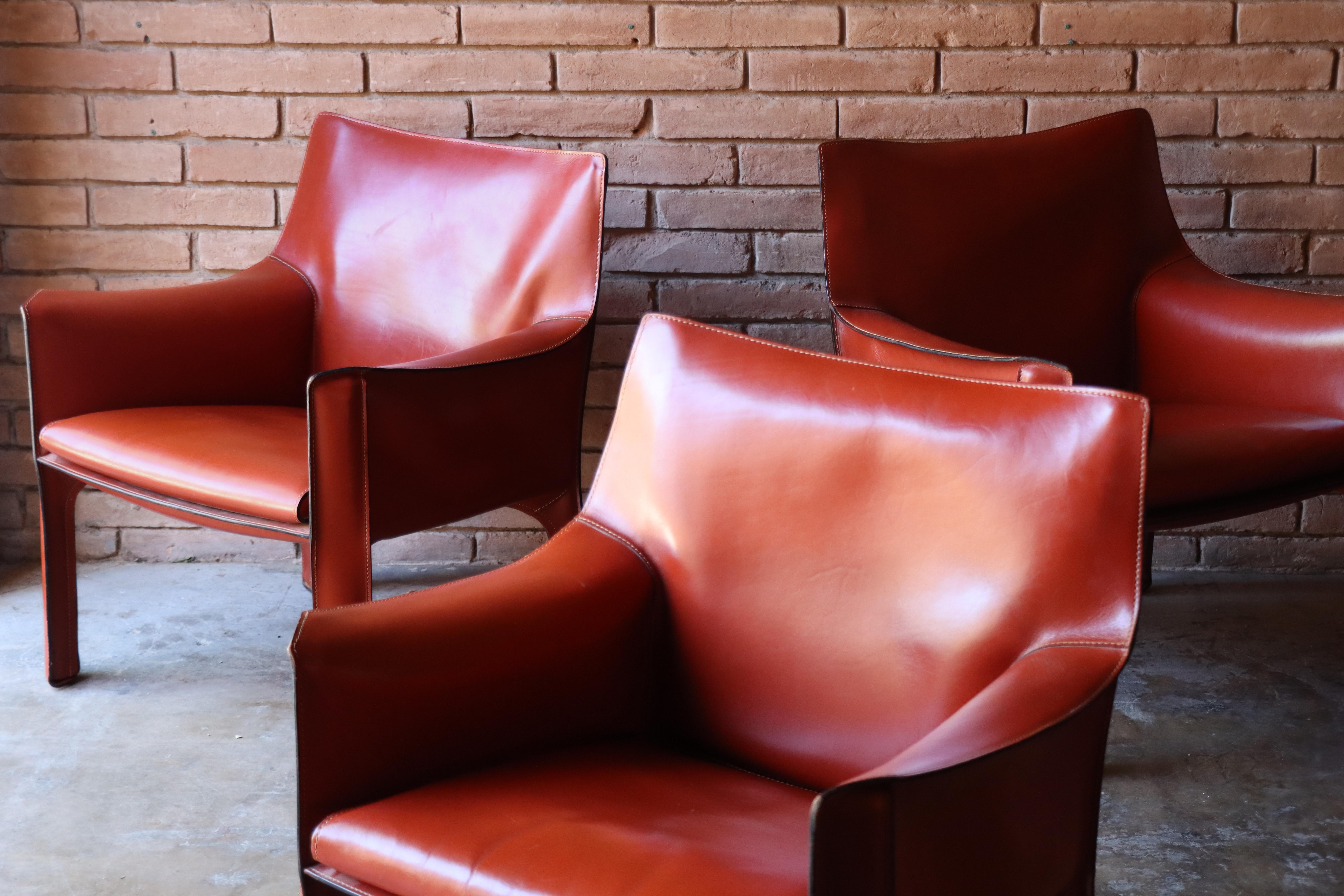 Mario Bellini CAB Lounge Chairs für Cassina, 1970er Jahre - Oxblood/Red, 4er-Set (Handgefertigt) im Angebot