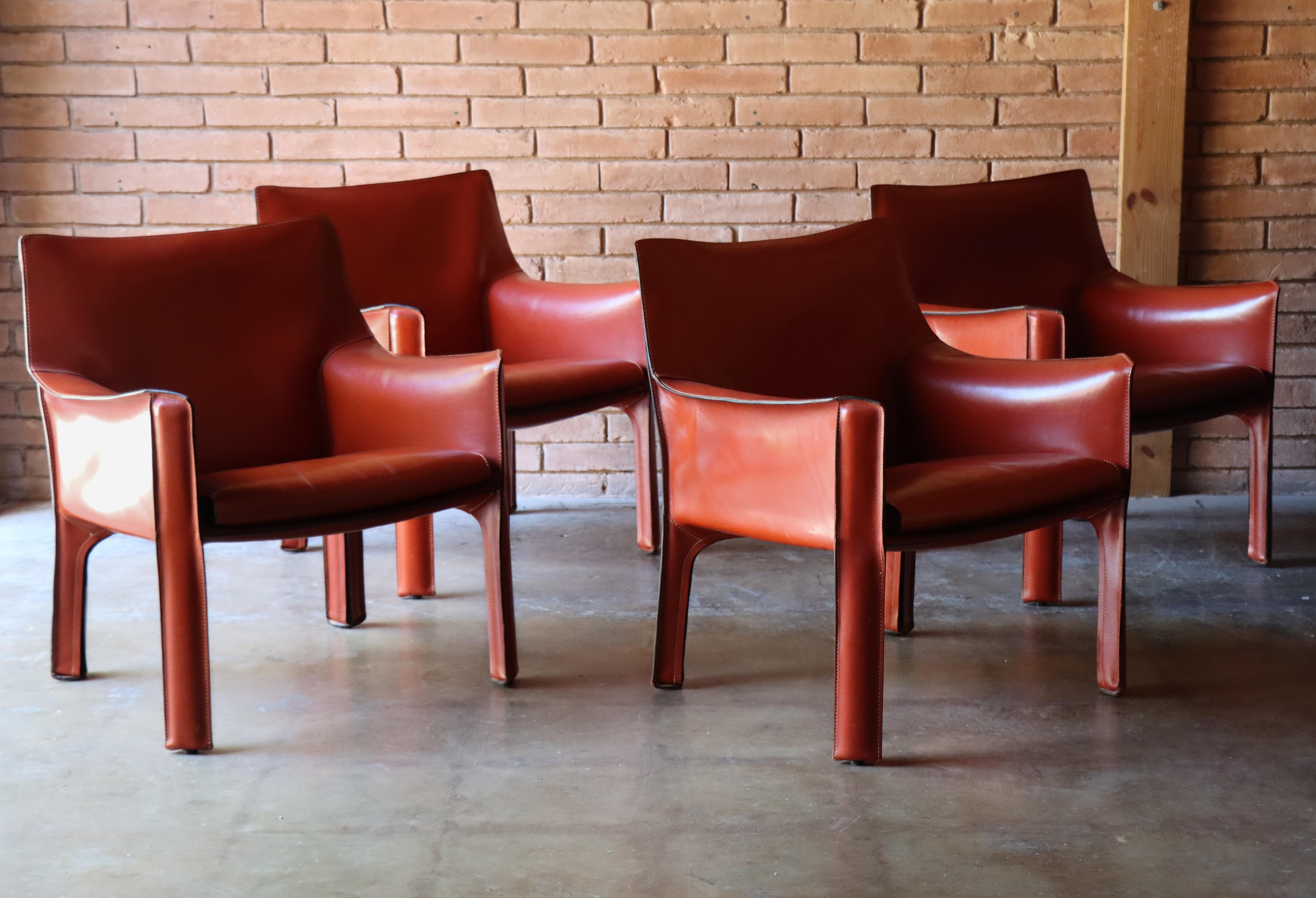 Mario Bellini CAB Lounge Chairs für Cassina, 1970er Jahre - Oxblood/Red, 4er-Set (Leder) im Angebot