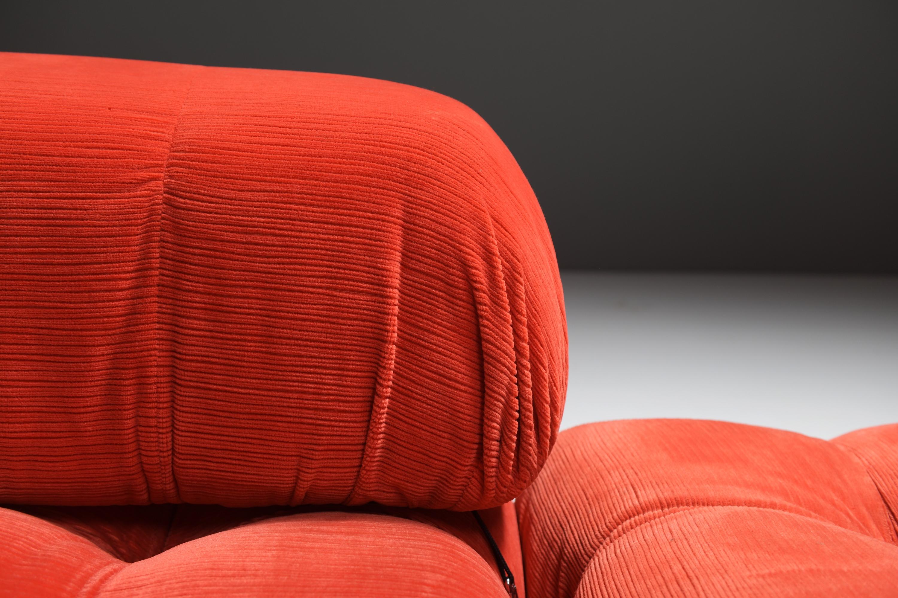 Mario Bellini “Camaleonda” Modular Sofa in Red Corduroy - Early B&B Italia ed. im Angebot 4