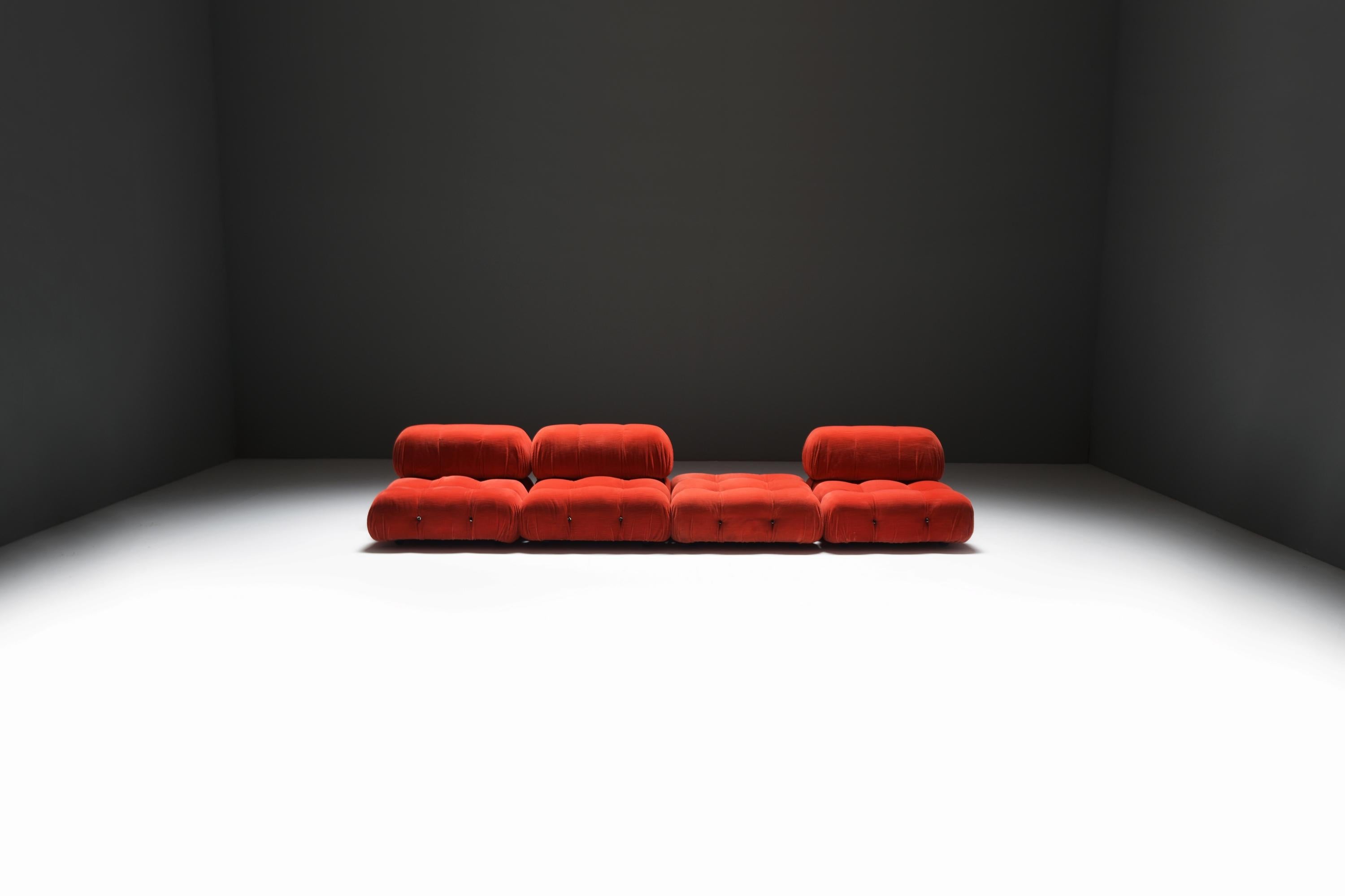 Mario Bellini “Camaleonda” Modular Sofa in Red Corduroy - Early B&B Italia ed. (Moderne der Mitte des Jahrhunderts) im Angebot