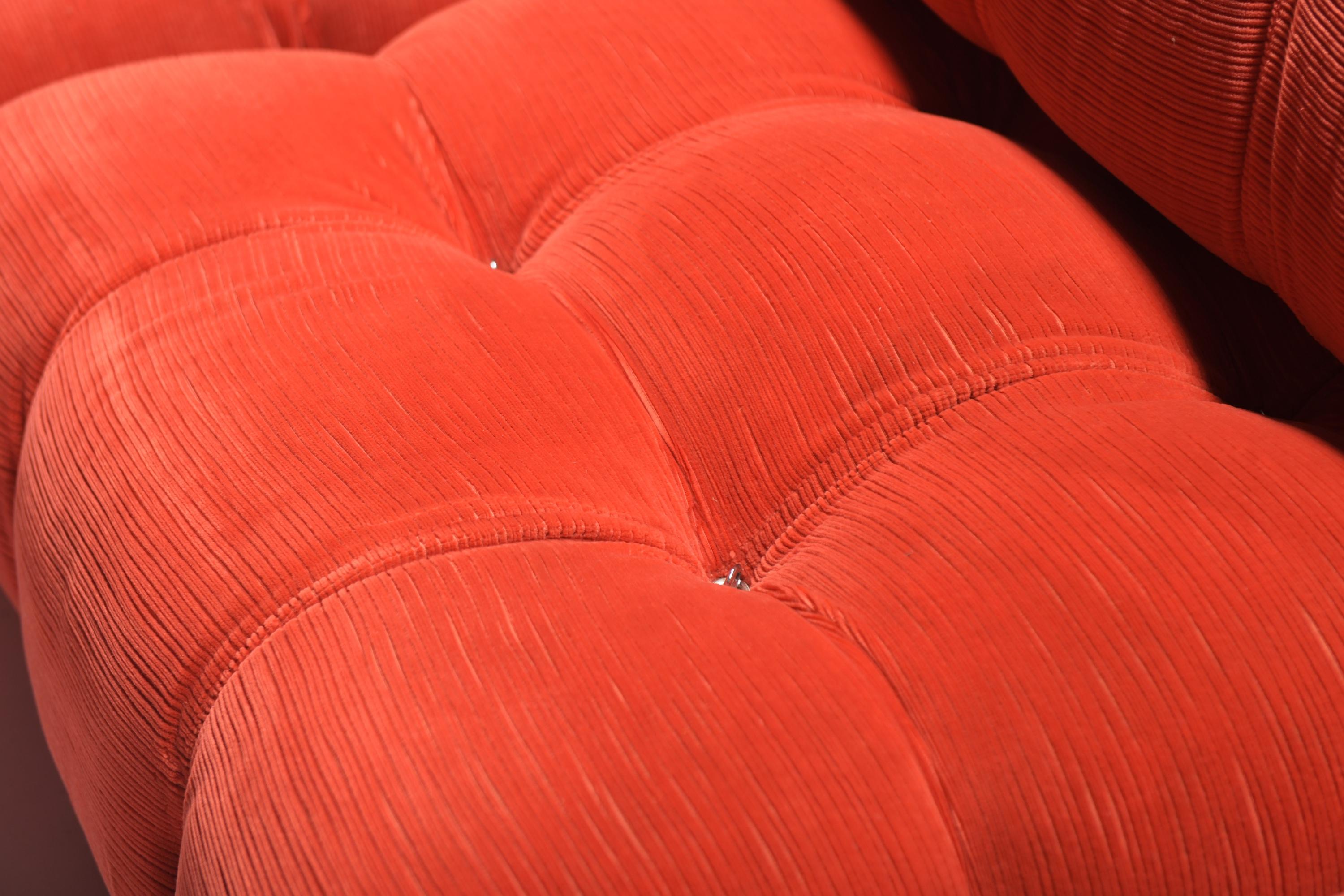 Mario Bellini “Camaleonda” Modular Sofa in Red Corduroy - Early B&B Italia ed. (Samt) im Angebot