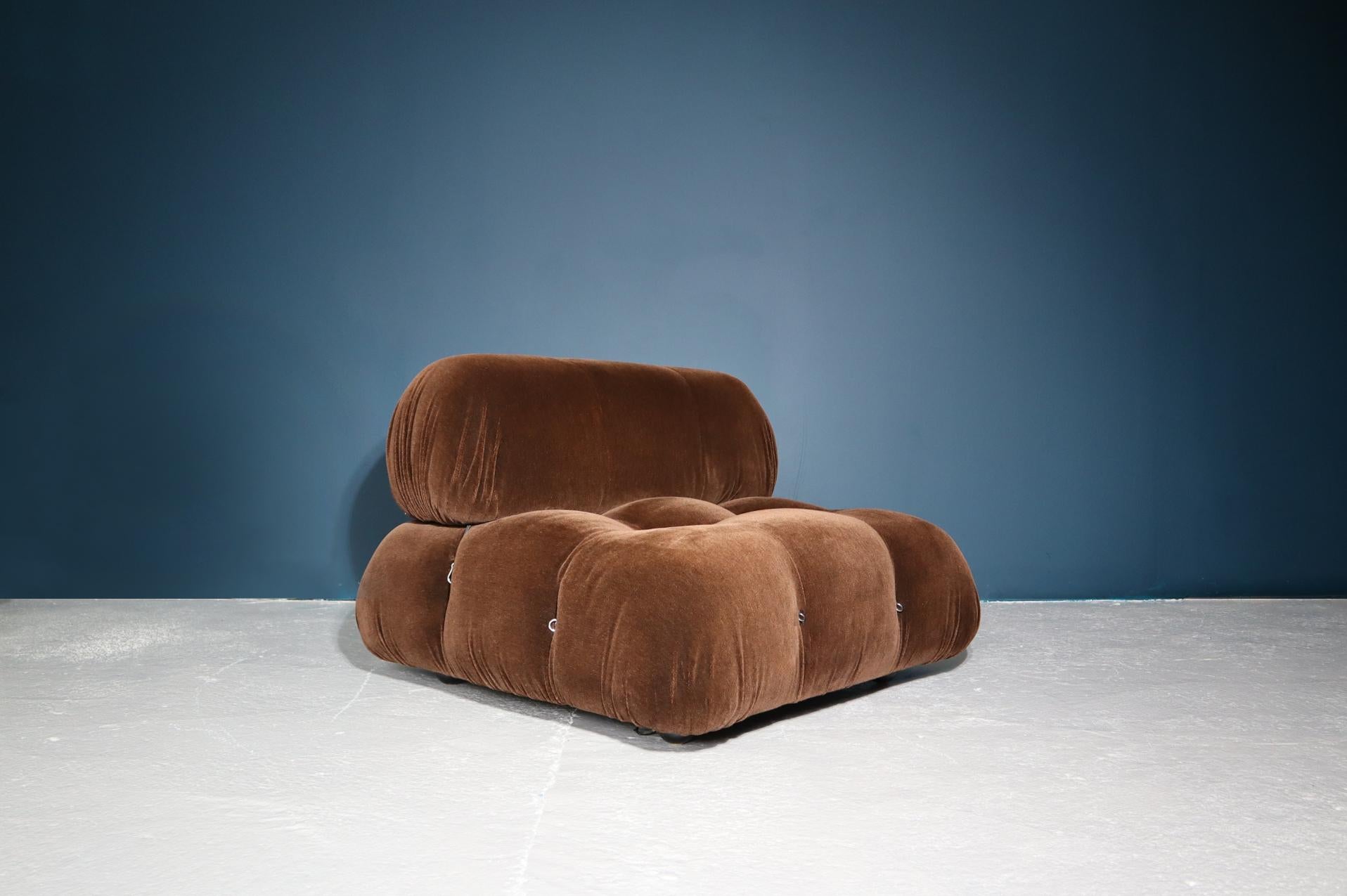 A single element Mario Bellini 'Camaleonda' chair in Brown Mohair, C&B Italia, 1970s

The design became famous almost immediately after it was featured in the exhibition 