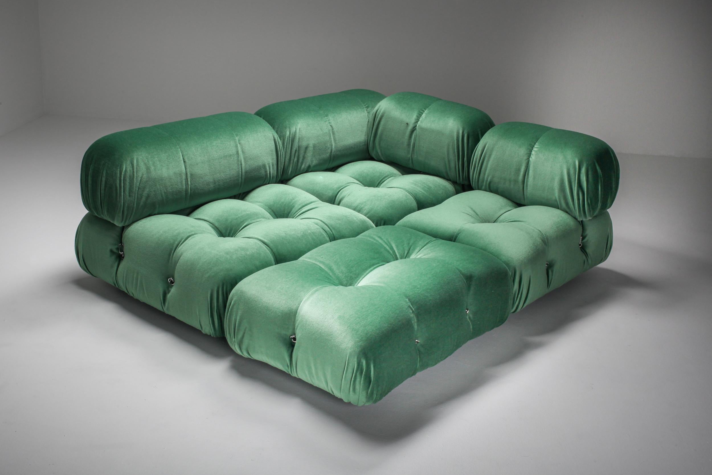 Mario Bellini Camaleonda in Pierre Frey Velvet Green Upholstery In Excellent Condition In Antwerp, BE