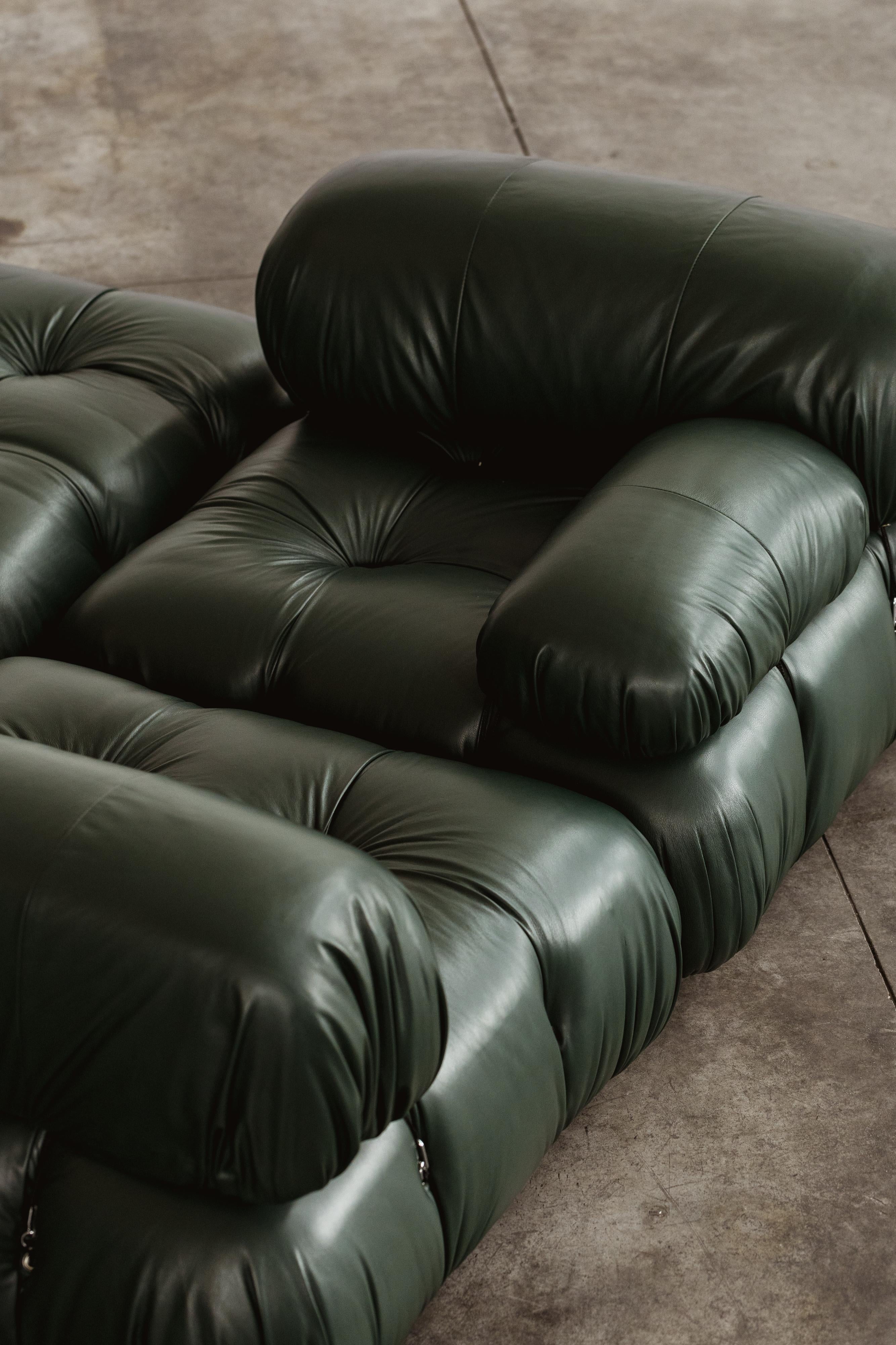 Italian Mario Bellini “Camaleonda” Sofa for B&B Italia, Dark Green, 1970, Set of 4 For Sale