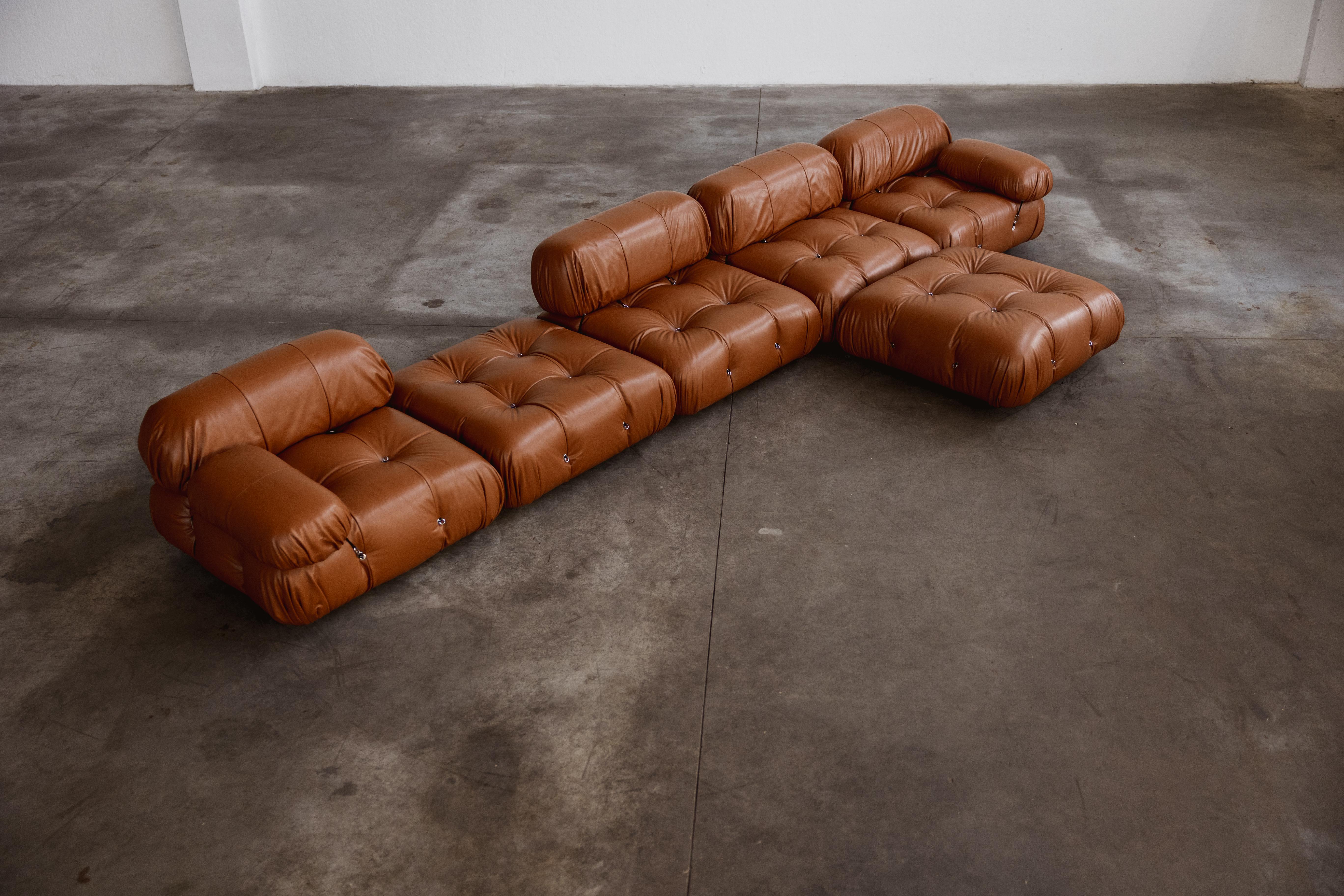 Mario Bellini “Camaleonda” Sofa for B&B Italia, Cognac Leather, 1970, Set of 6 For Sale 4