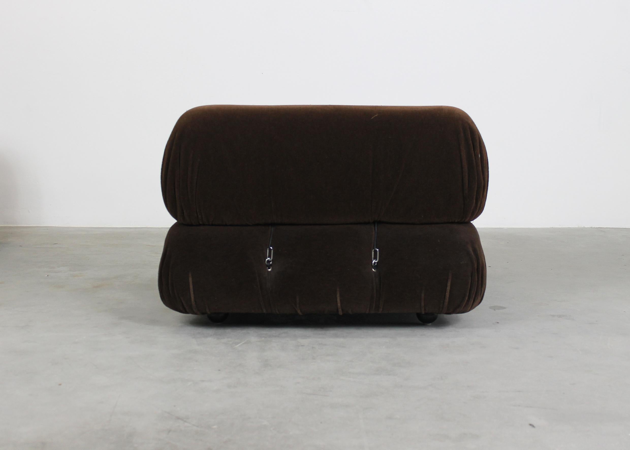 Tissu Mario Bellini Camaleonda Modular Sofa in Brown Velvet by B&B Italy 1970s en vente