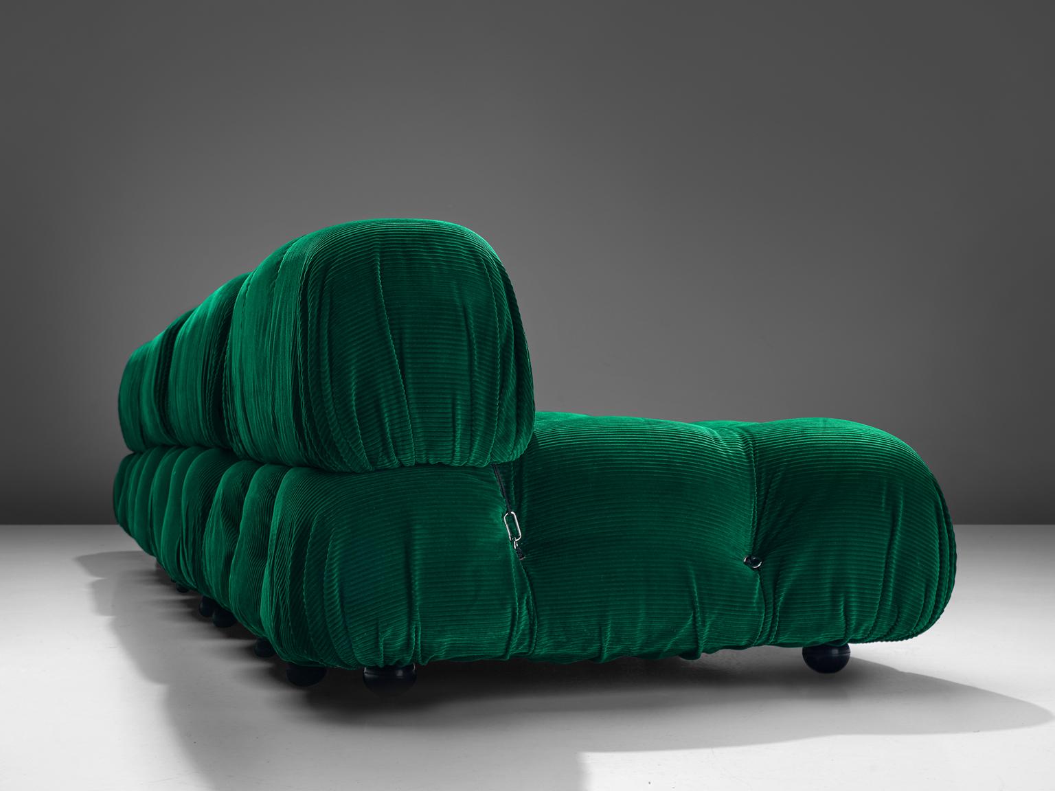 Fin du 20e siècle Canapé modulaire Camaleonda en velours côtelé vert de Mario Bellini