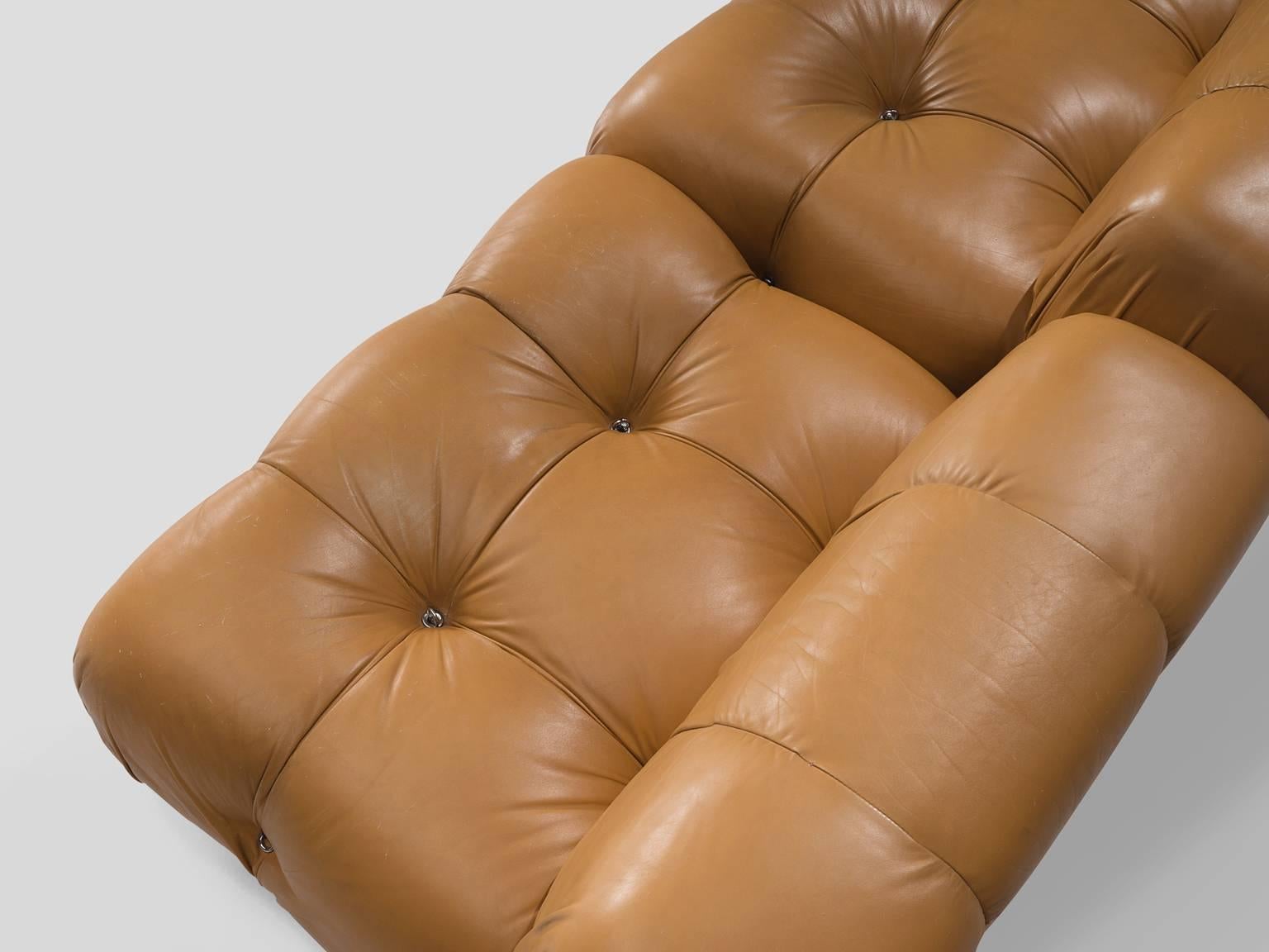 Mario Bellini 'Camaleonda' Modular Sofa in Original Cognac Leather In Good Condition In Waalwijk, NL