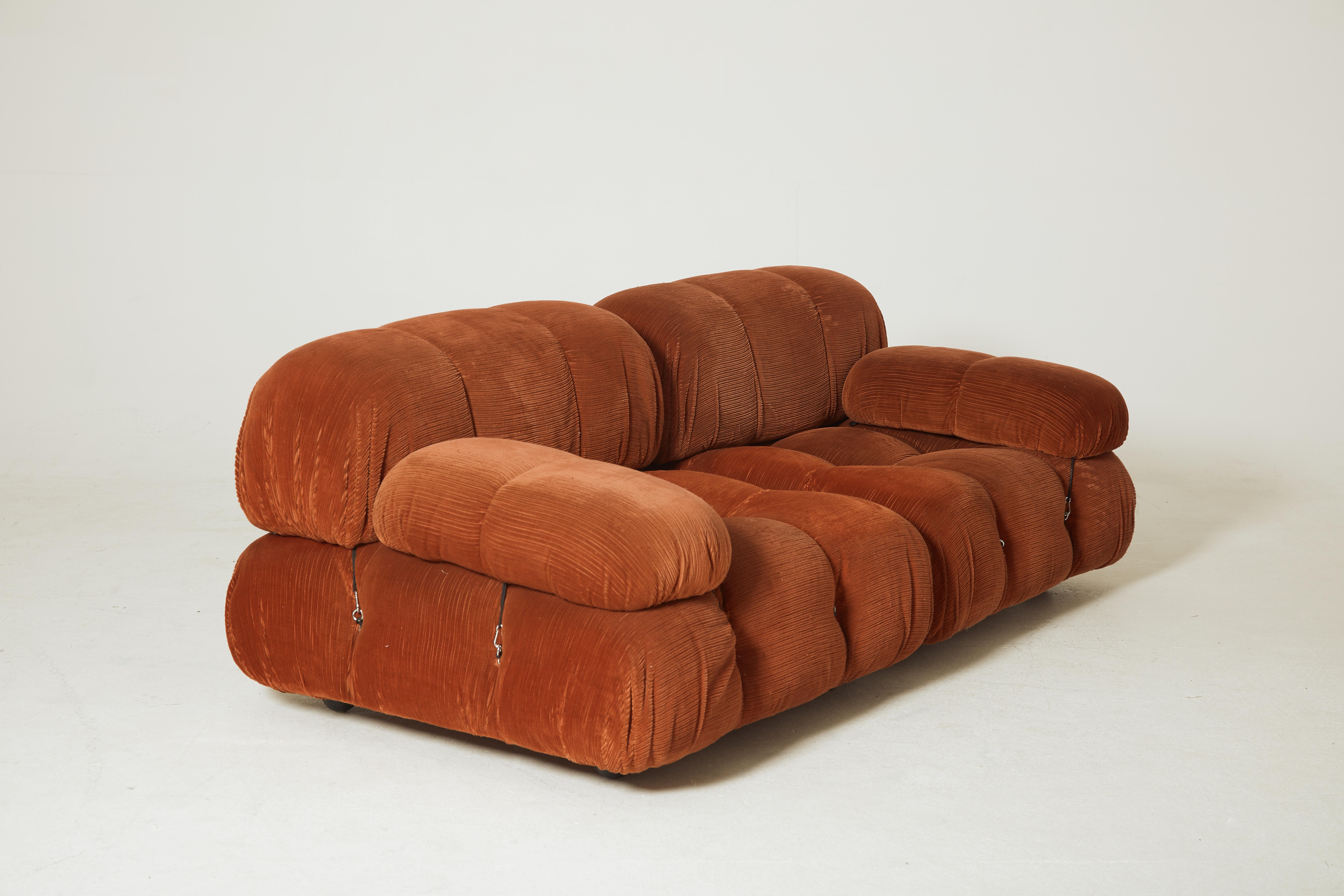 Italian Mario Bellini 'Camaleonda' Modular Sofa, original fabric, C&B Italia, 1970s