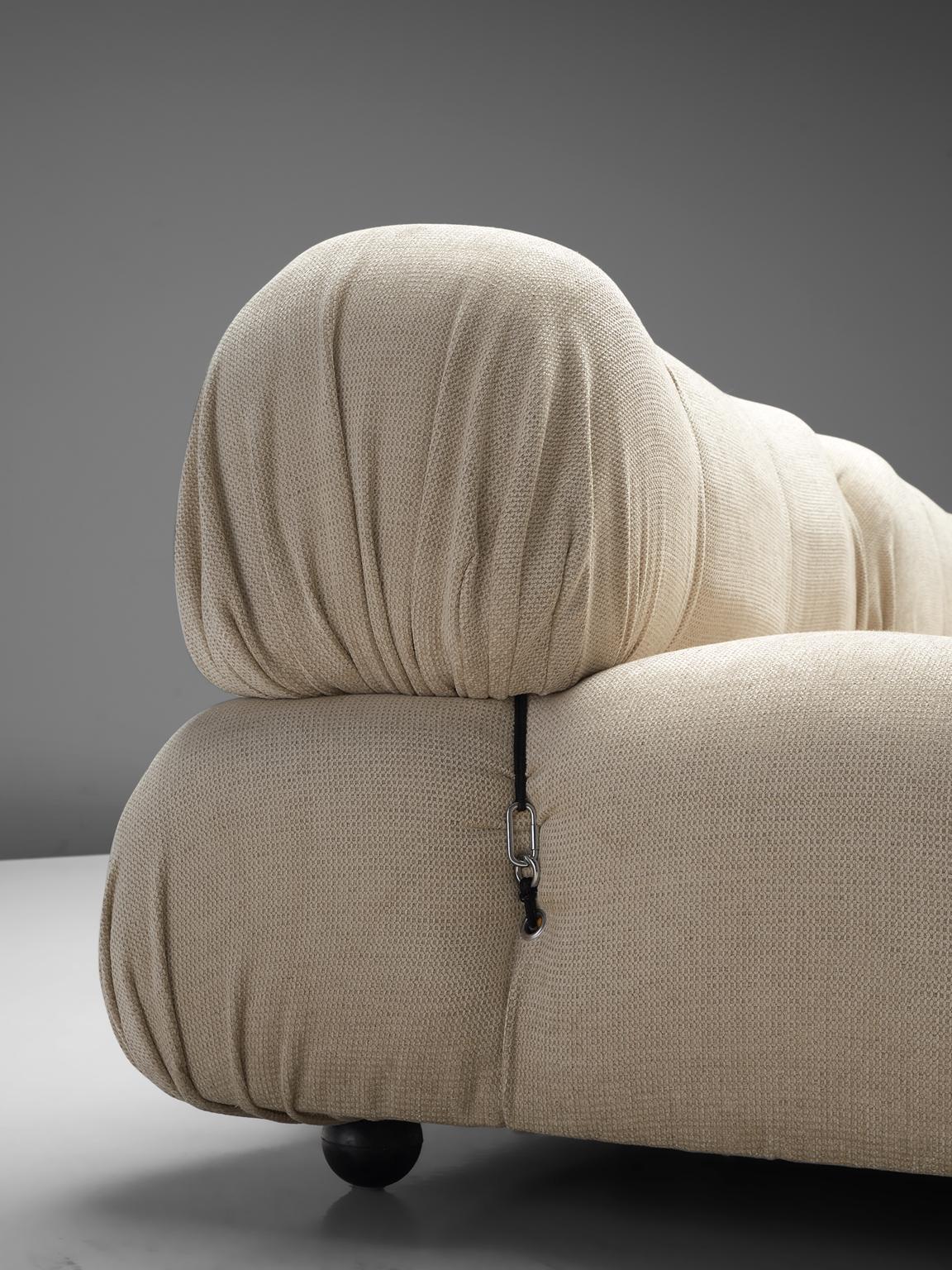 Mario Bellini 'Camaleonda' Modular Sofa Reupholstered in Ivory White Fabric 2
