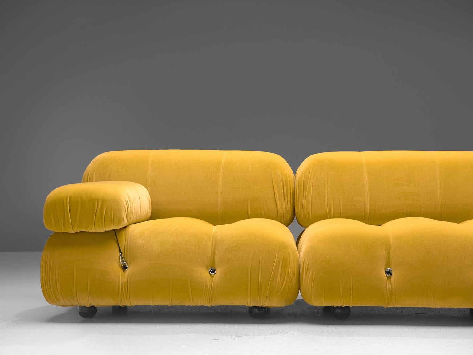 Mario Bellini Camaleonda Modular Sofa Reupholstered in Sunflower Yellow Velvet In Good Condition In Waalwijk, NL