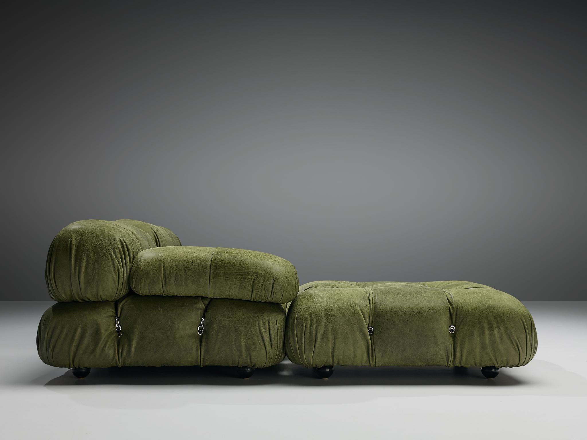 Mario Bellini 'Camaleonda' Sectional Sofa in Green Leather In Good Condition In Waalwijk, NL