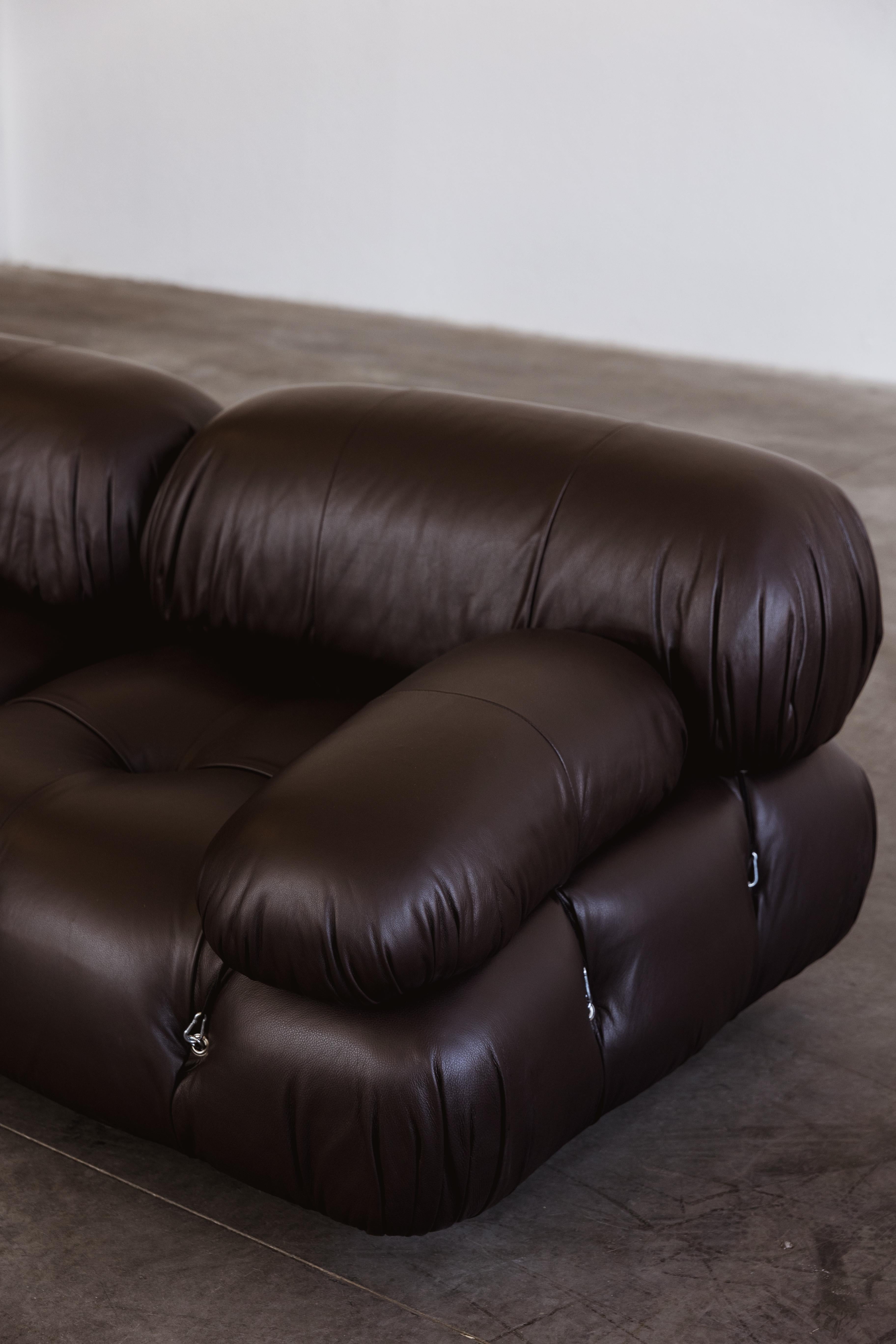 Mid-Century Modern Mario Bellini “Camaleonda” Sofa for B&B Italia, Dark Brown, 1970, Set of 6 en vente