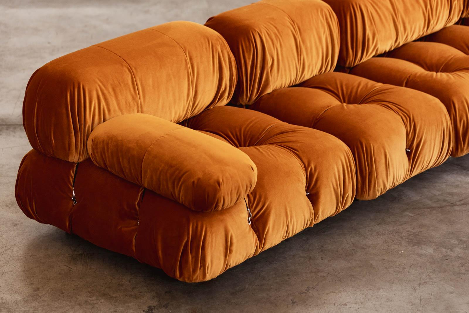 Mario Bellini “Camaleonda” Sofa for B&B Italia, Rust Brown, 1970, Set of 11 finales del siglo XX en venta