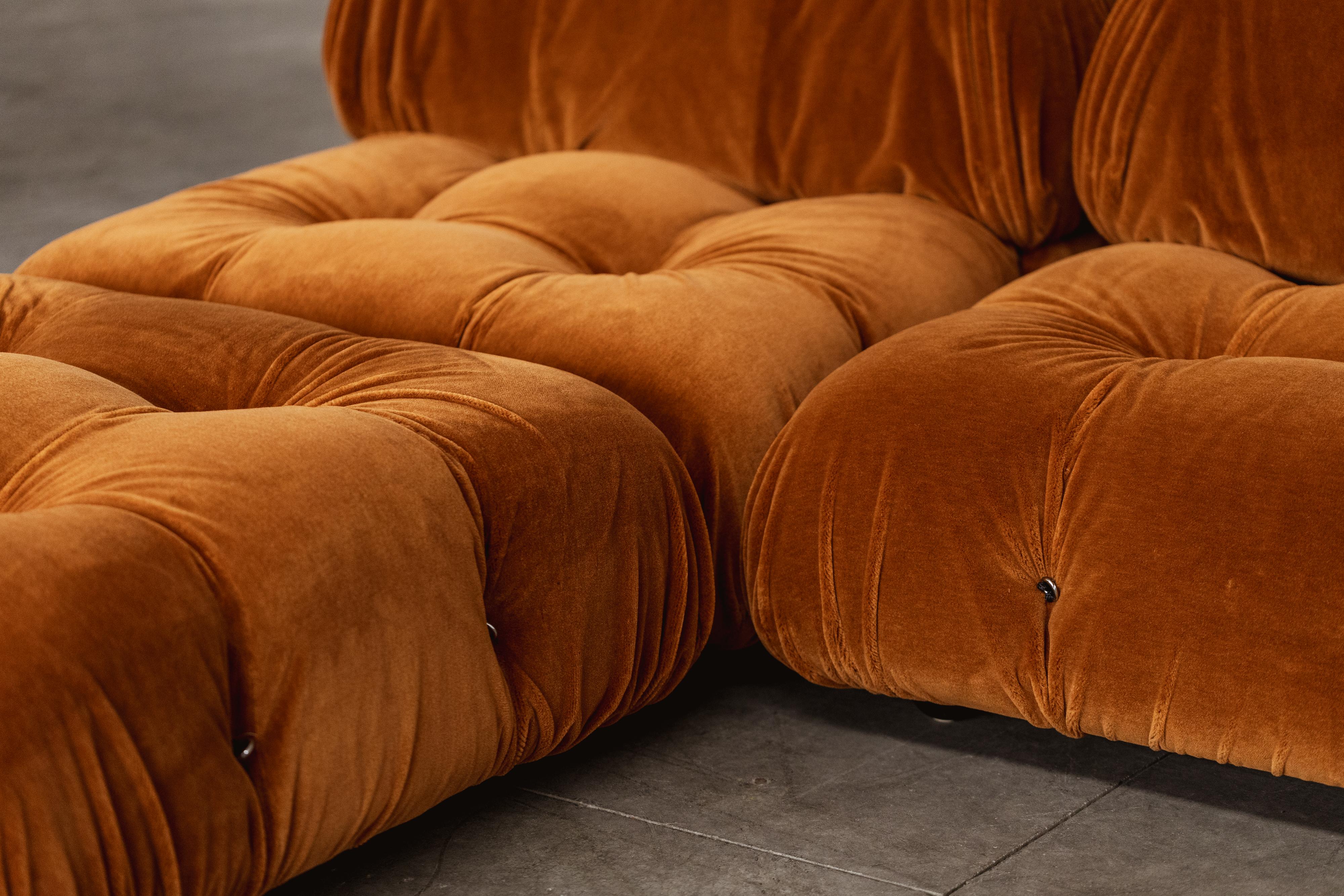 Mid-Century Modern Mario Bellini “Camaleonda” Sofa for B&B Italia, Rust Brown, 1970, Set of 4 For Sale