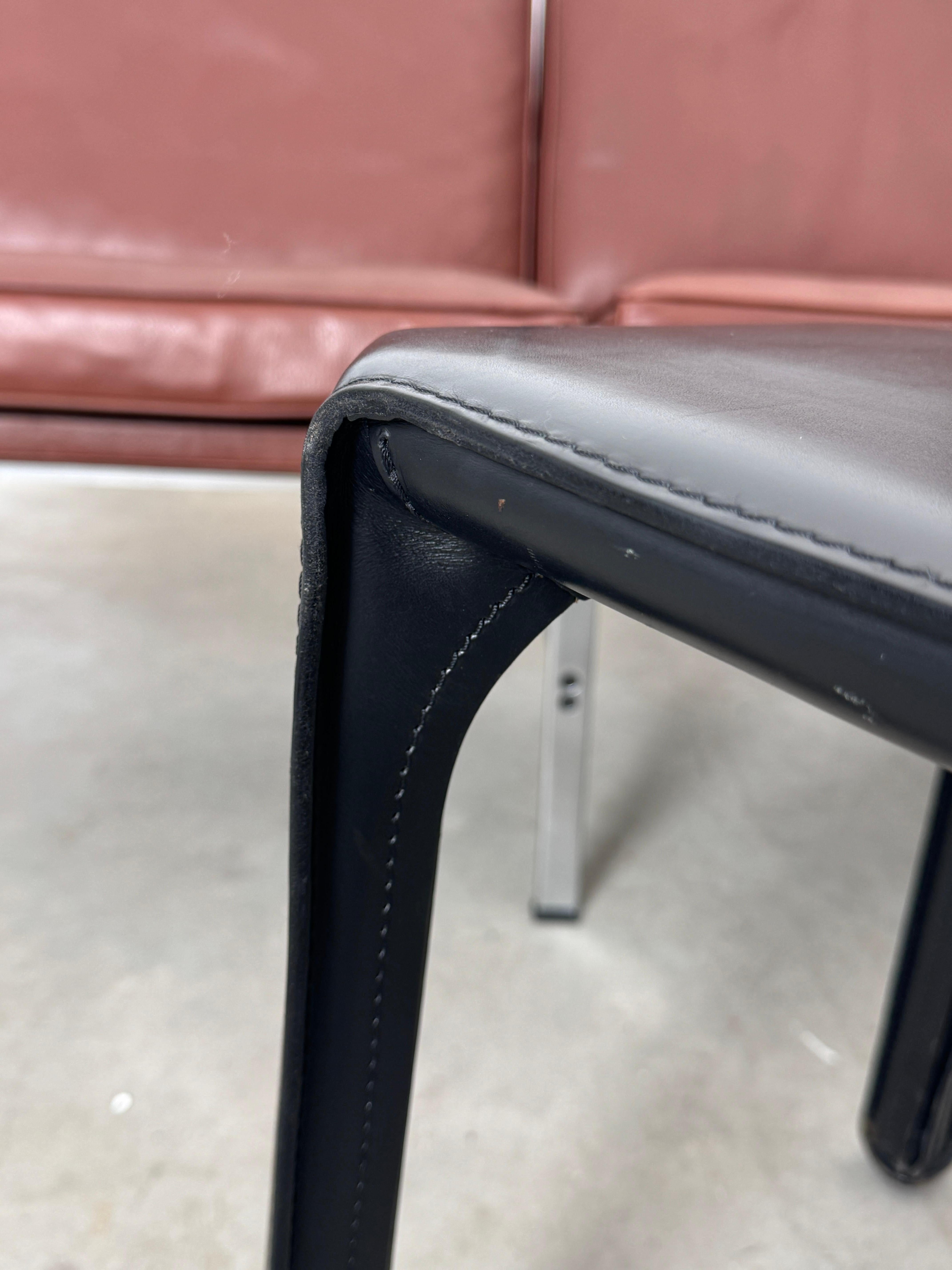 Mario Bellini Cassina Cab 412 + Cab 413 - 10 Sillas de comedor de cuero negro, 1980 en venta 3