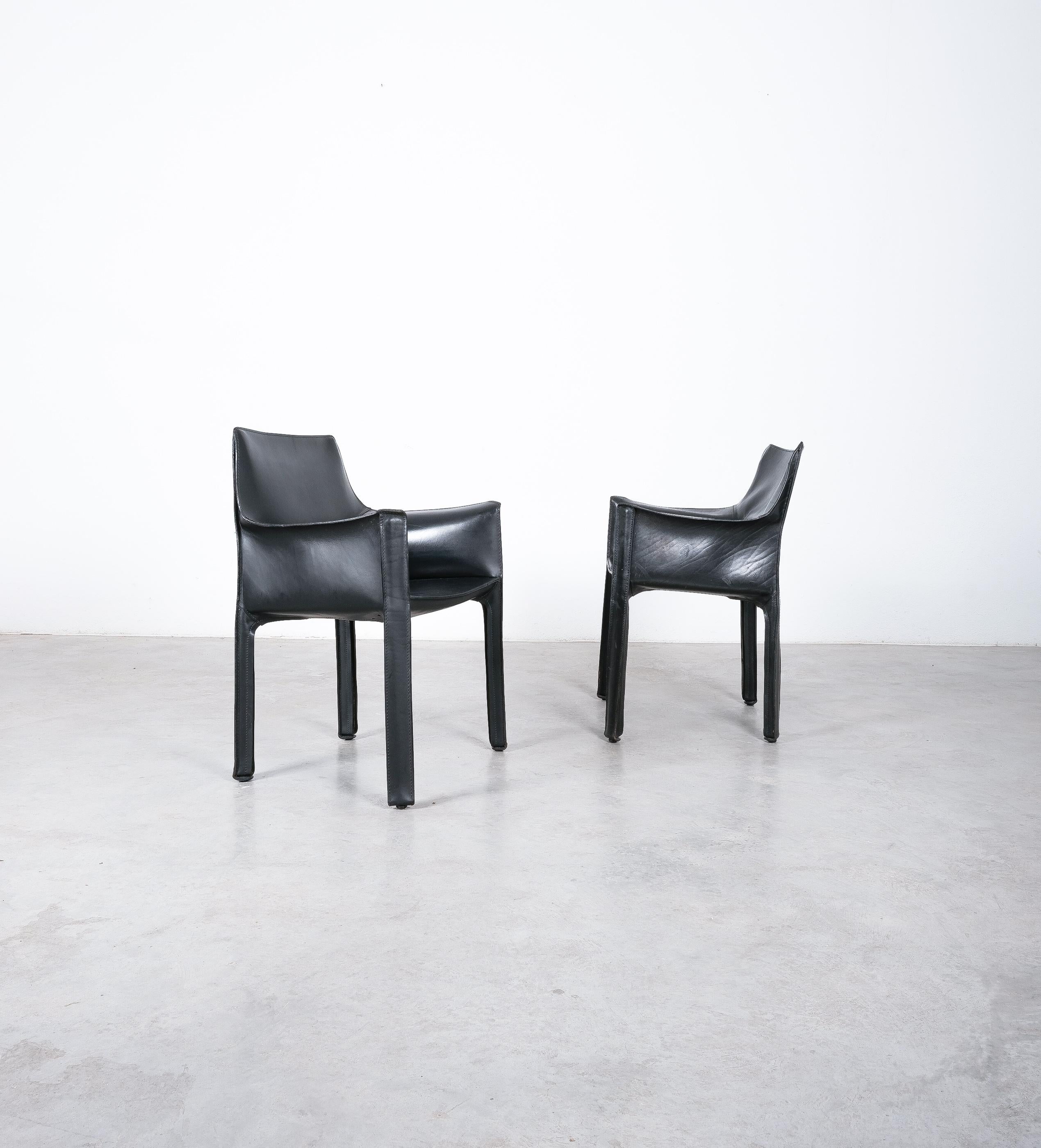 Set of 6 original 1980's cab 413 captains chairs by Mario Bellini for Cassina
Sold as pairs.

We have a set of twelve (12) cab 412 in black available also, please inquire or check our other listings.

A set of 2 Italian design icons in black saddle