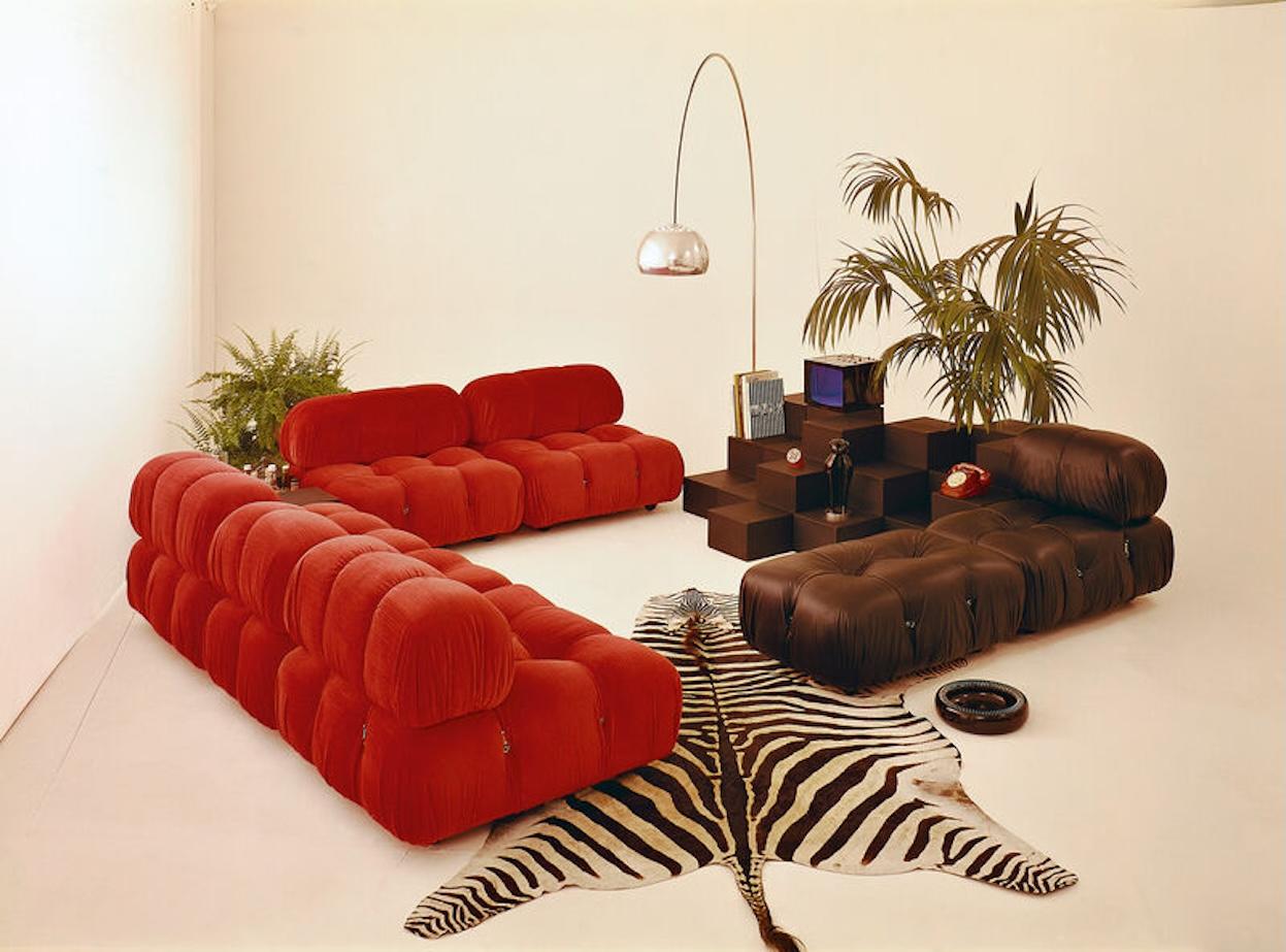 Mario Bellini C&B 'Camaleonda' modular sofa in original velvet (First Edition) For Sale 6