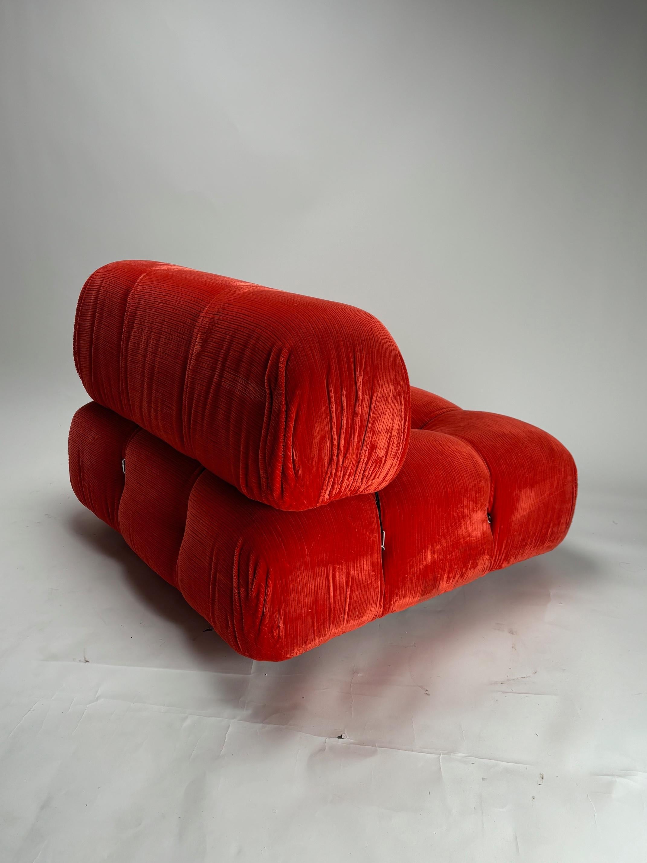 Metal Mario Bellini C&B 'Camaleonda' modular sofa in original velvet (First Edition) For Sale