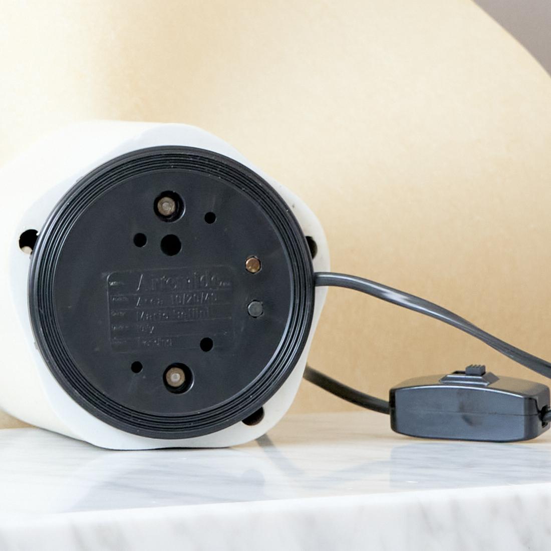 Mario Bellini Ceramic Table Lamp 'Area' by Artemide, Italy, 1974 For Sale 2