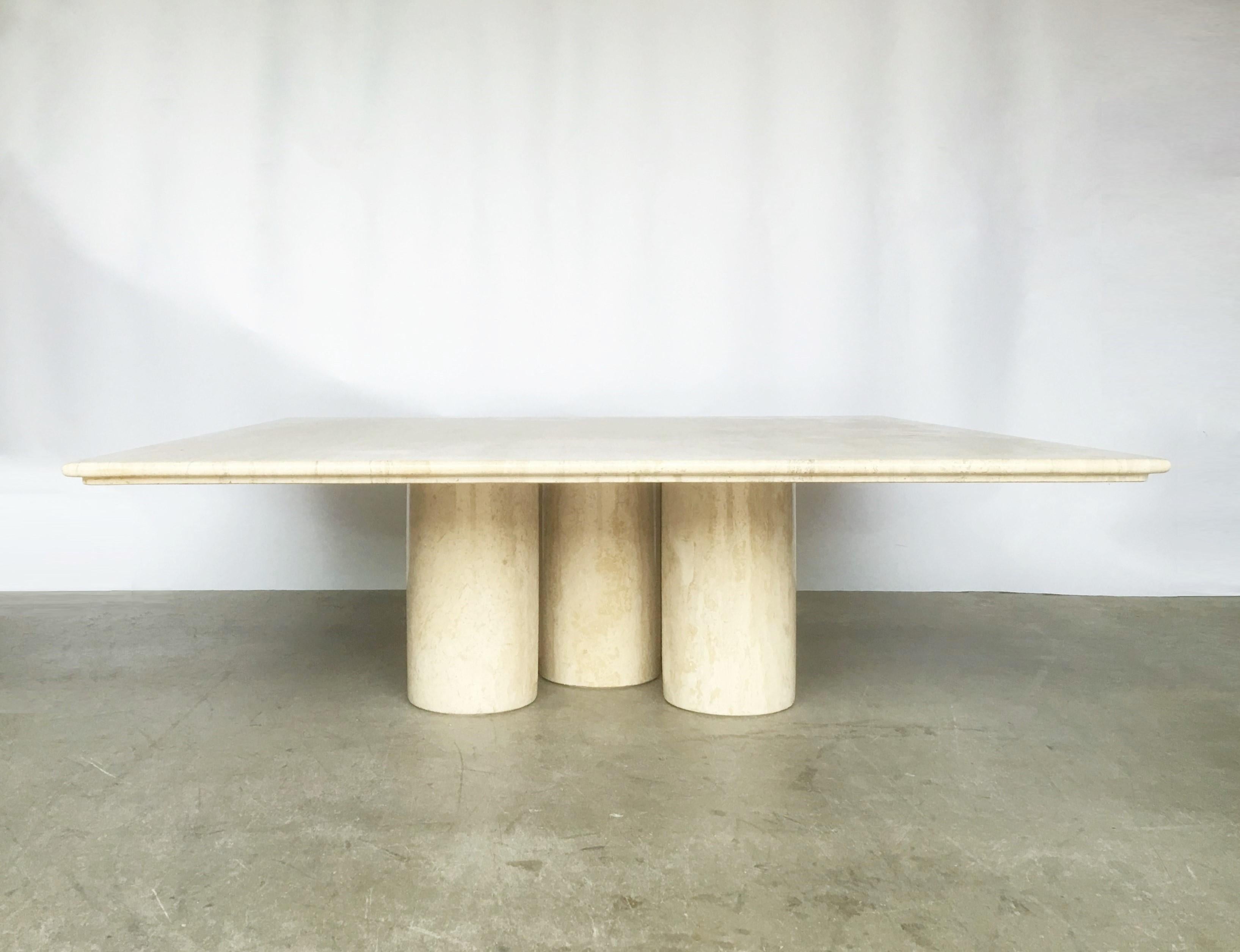 Mario Bellini “Colonnato” travertine coffee table, edition Cassina. Sophisticated and timeless, this Colonnato coffee table was designed by Italian designer Mario Bellini in the 1970s. Bellini was inspired by ancient Roman columns and the table has