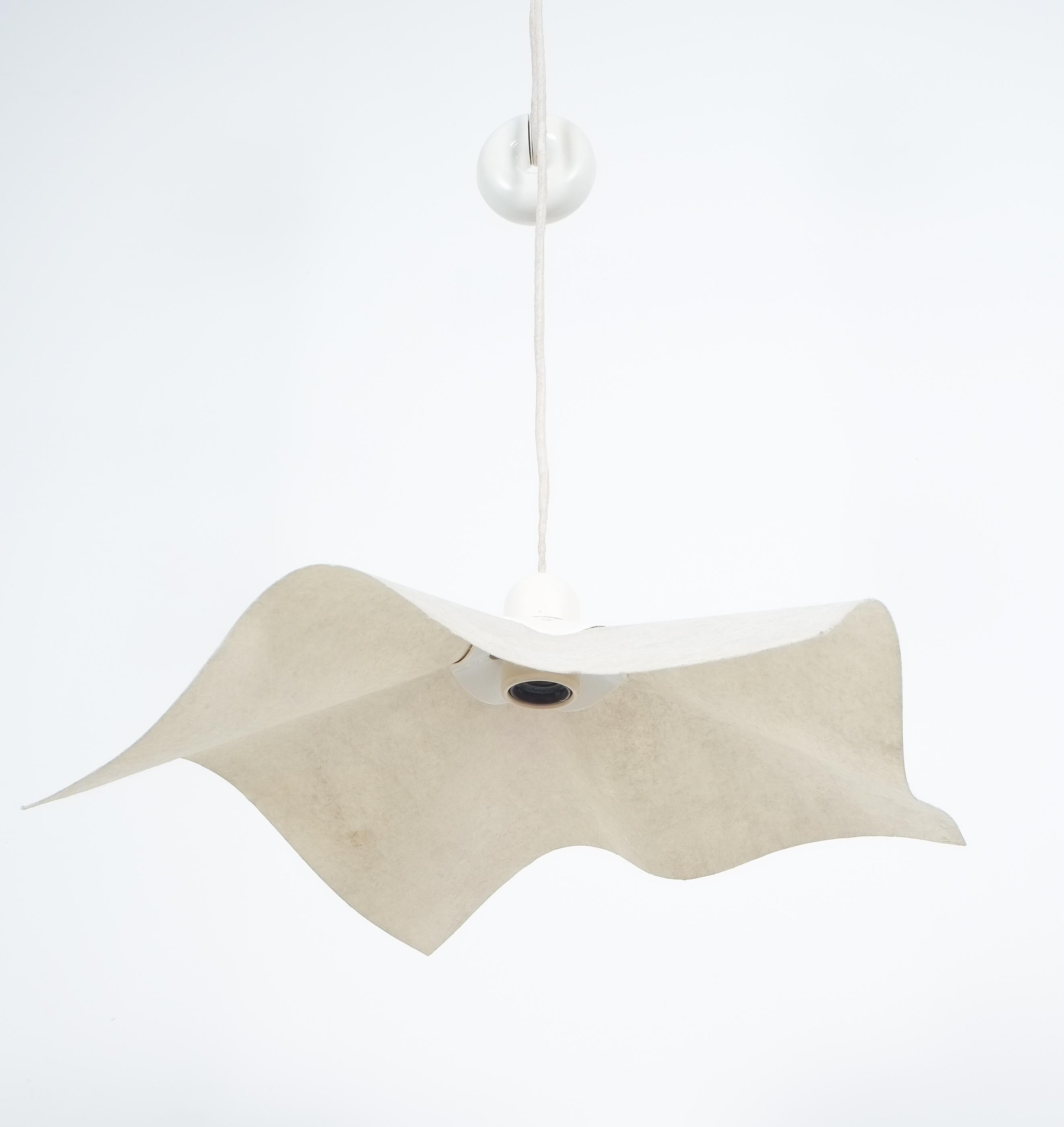 Plastic Mario Bellini Counterweight Pendant Lamp Area 50 by Artemide, Italy, 1976 For Sale