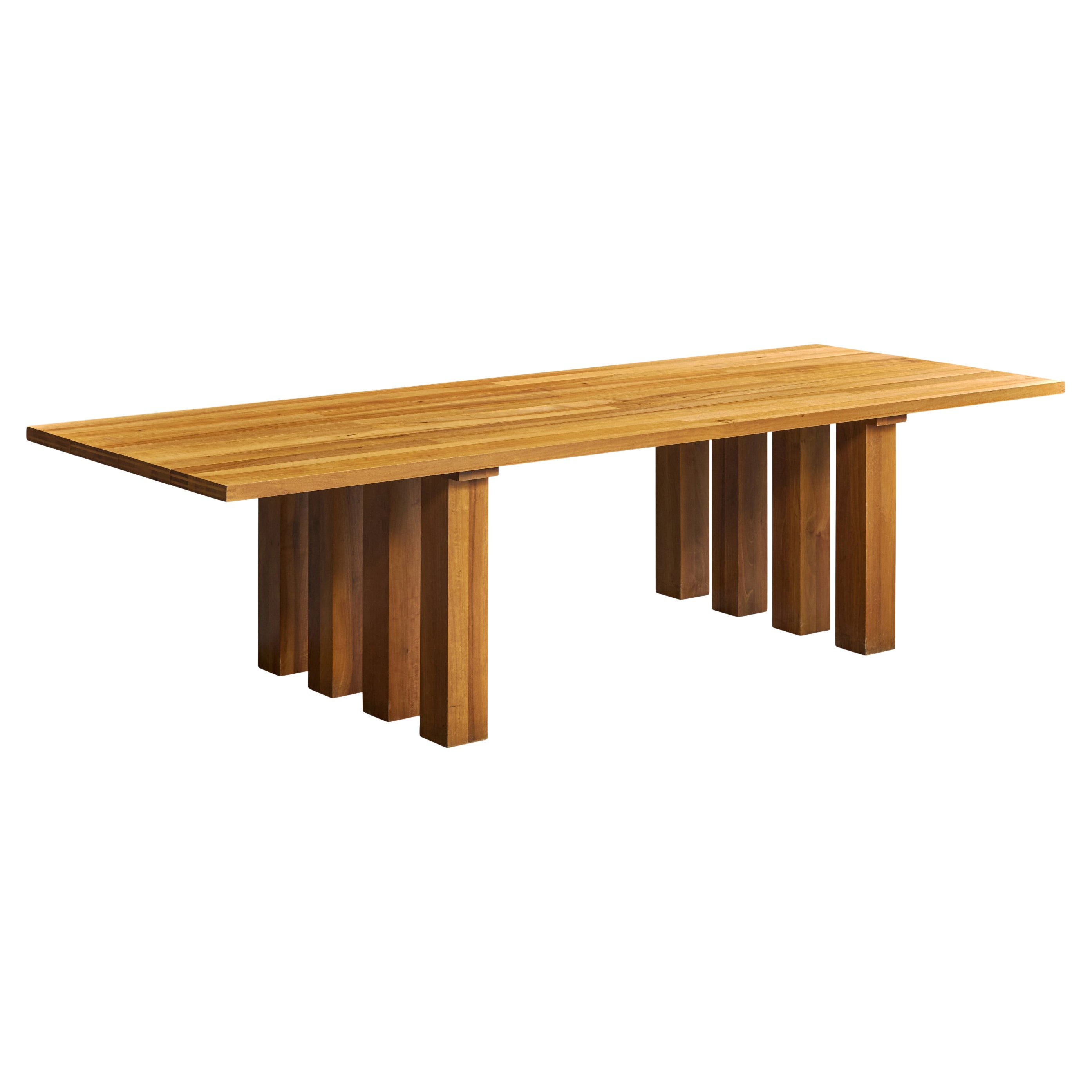 What is an extendable table?