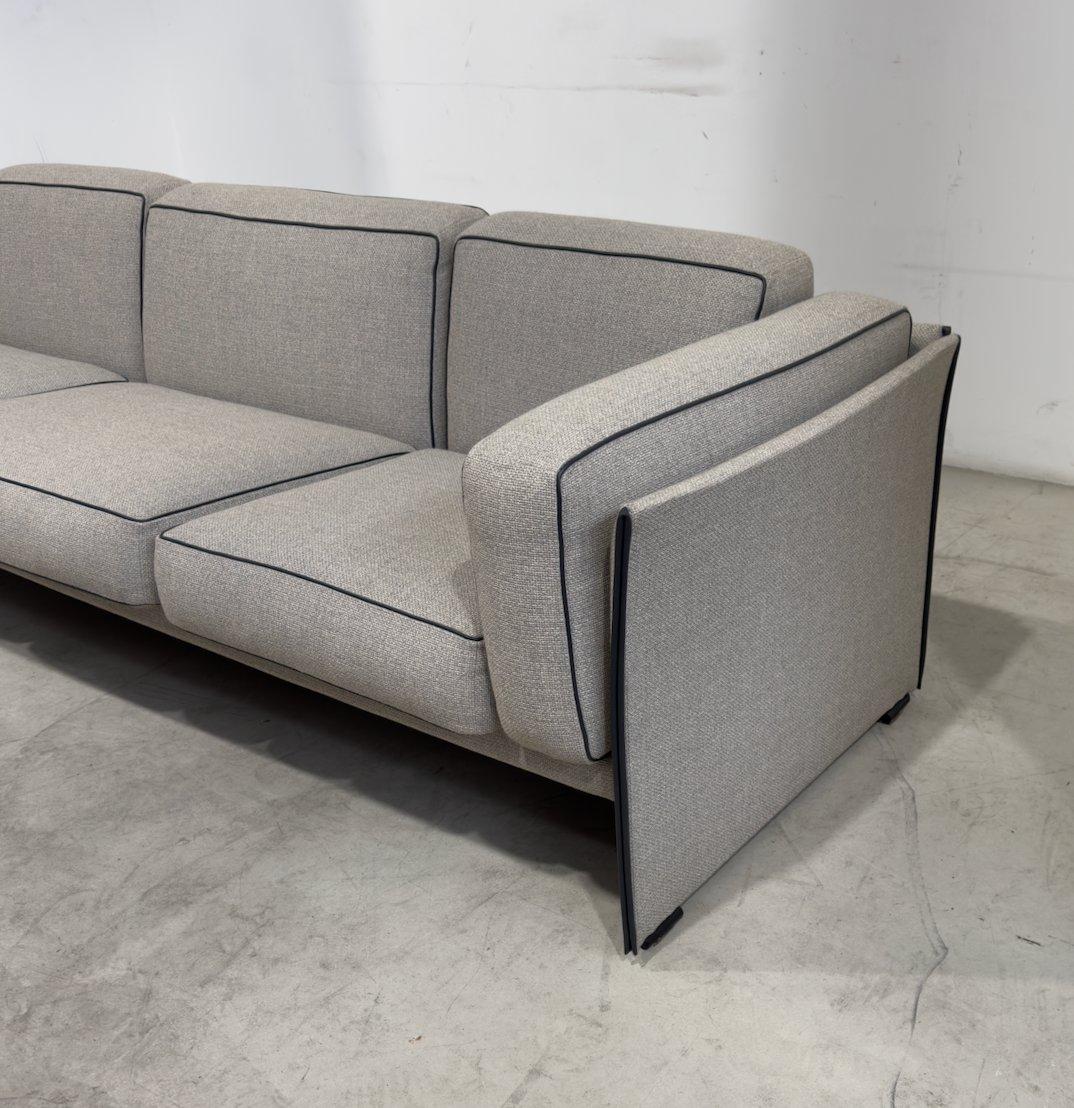 Italian Mario Bellini, Duc-Duc three-seater sofa For Sale