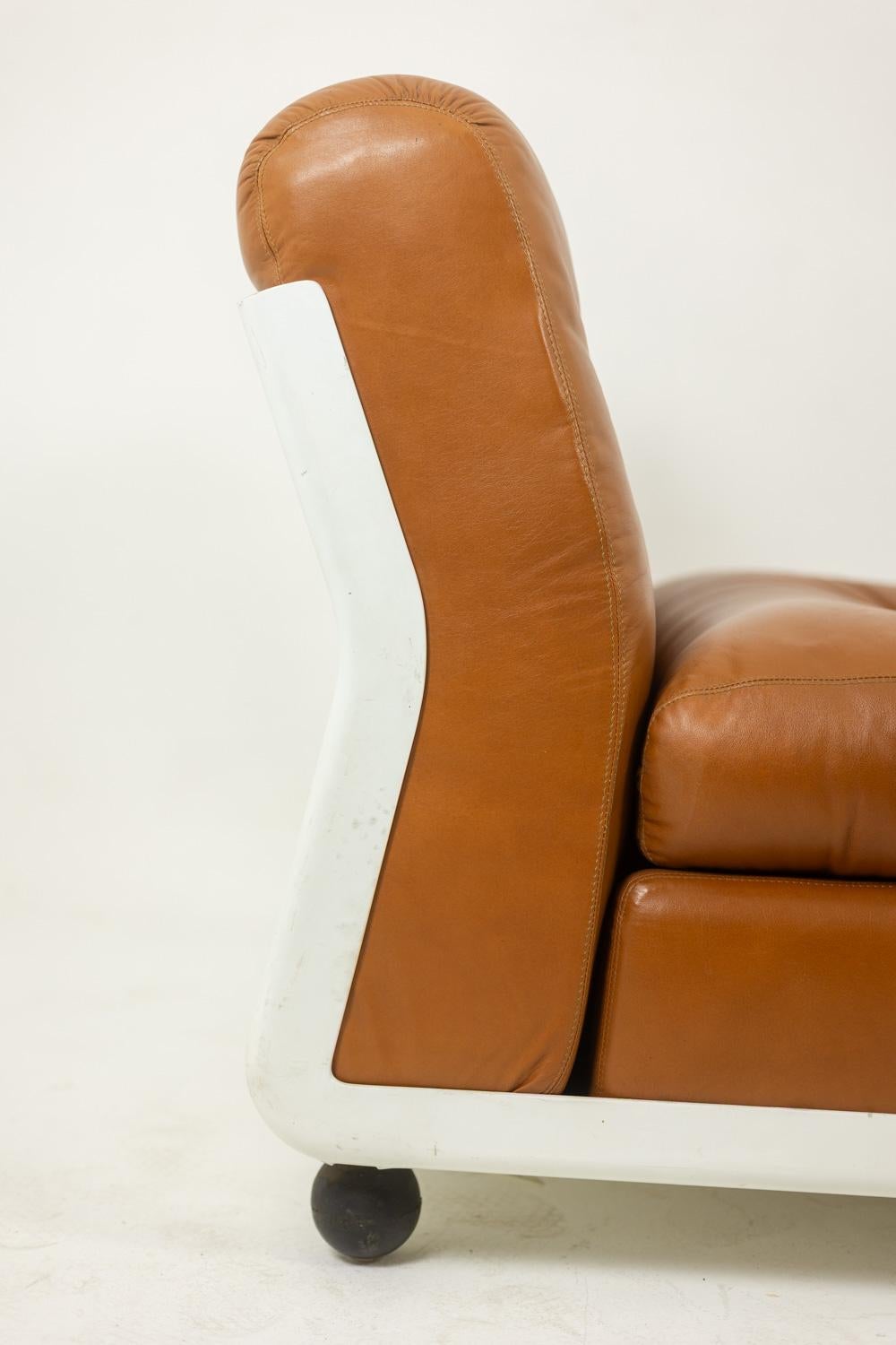 Pelle Mario Bellini, for B&B Amanta leather armchair. Circa 1970 in vendita