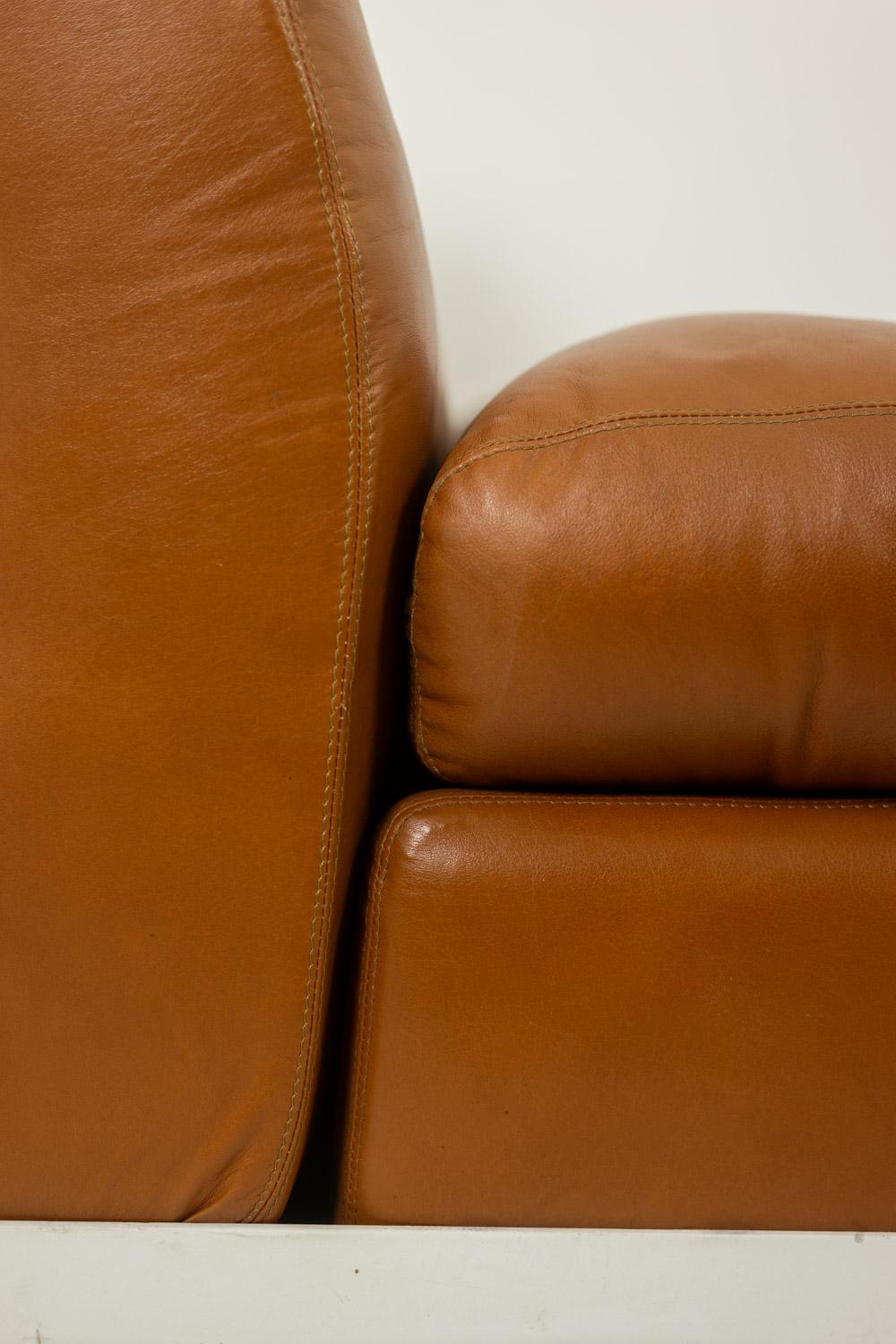 Mario Bellini, for B&B Amanta leather armchair. Circa 1970 in vendita 3
